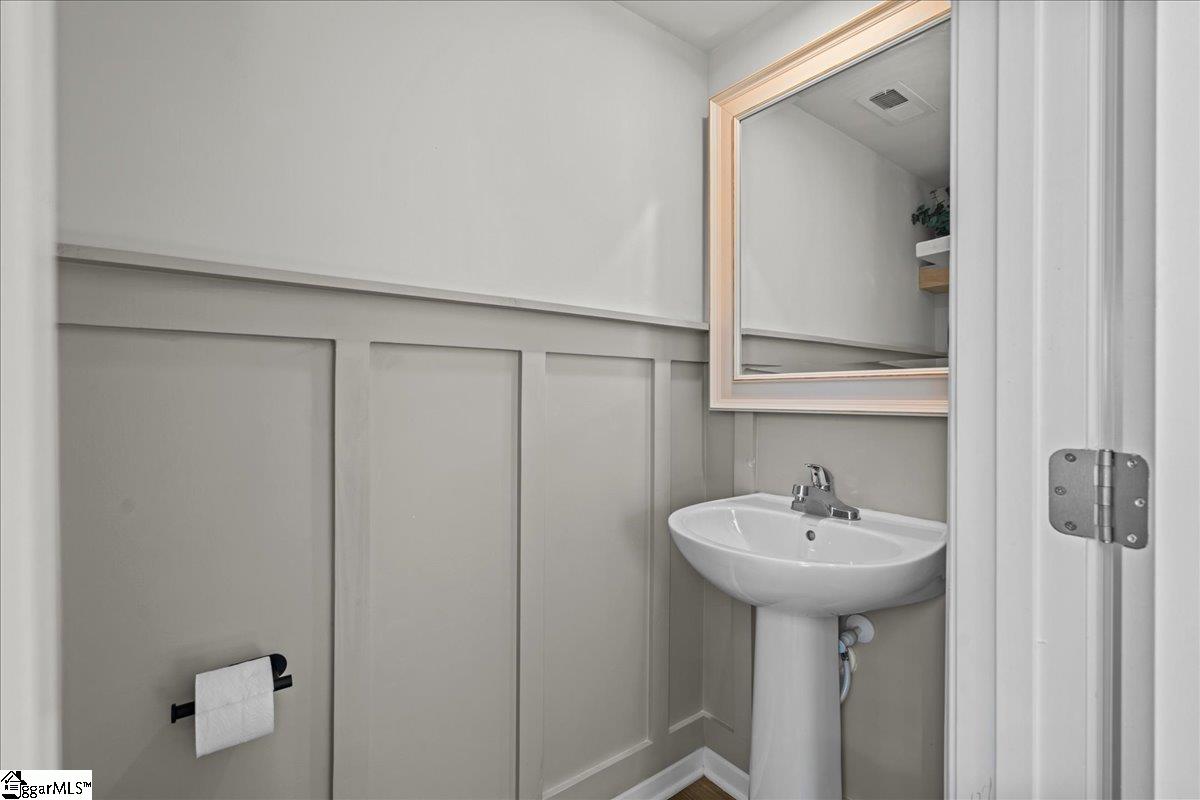 208 Maple Forge Trail