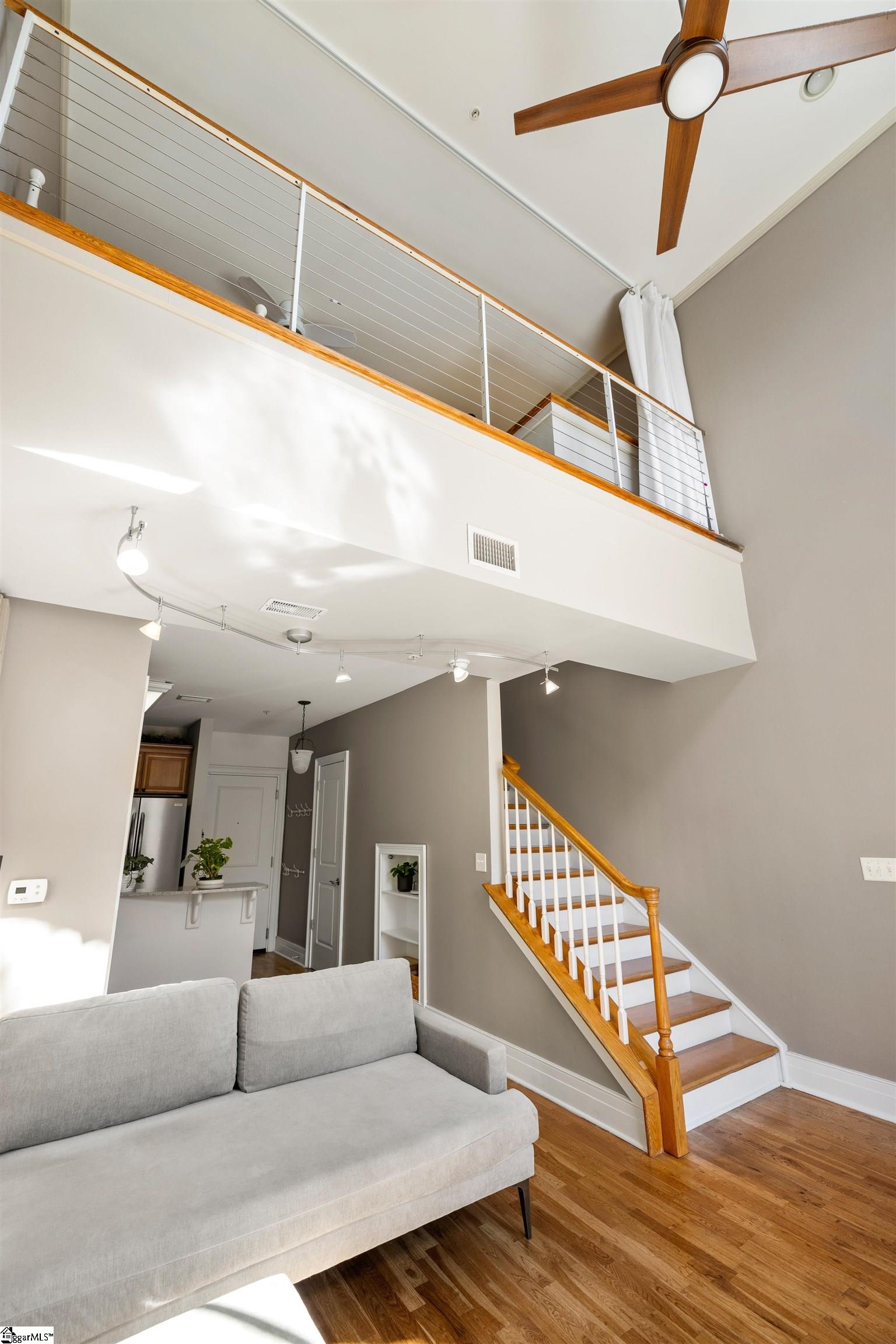 111 E Mcbee Avenue Unit 202