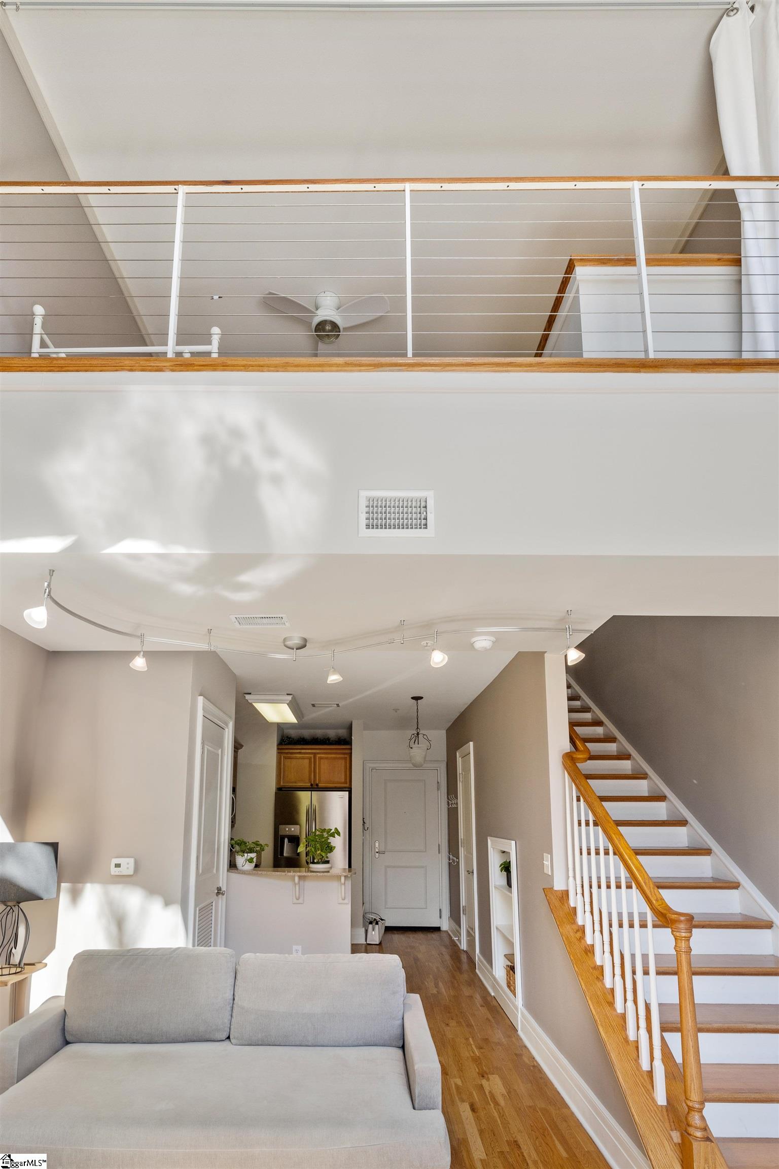 111 E Mcbee Avenue Unit 202