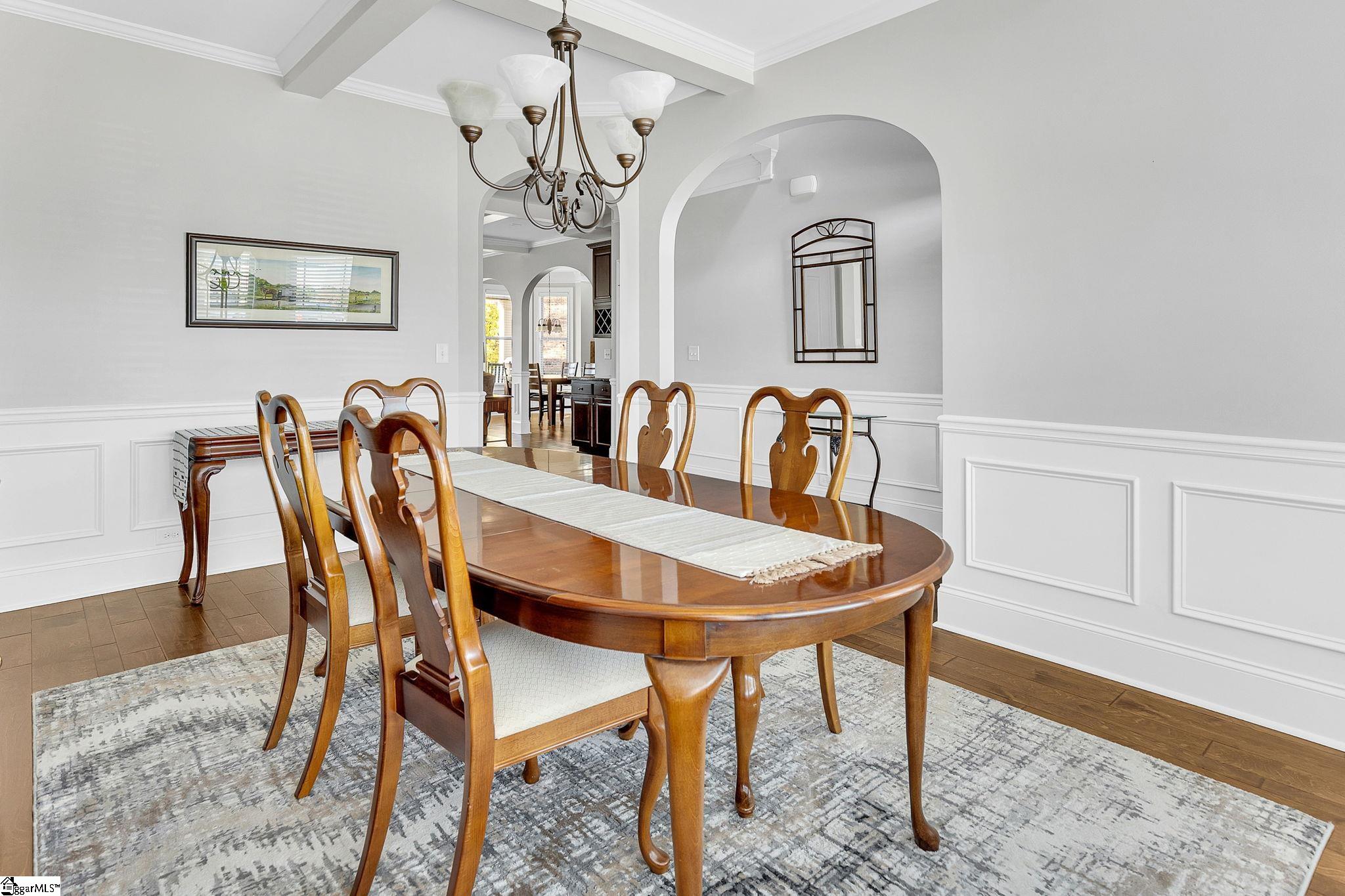 64 Governors Lake Way