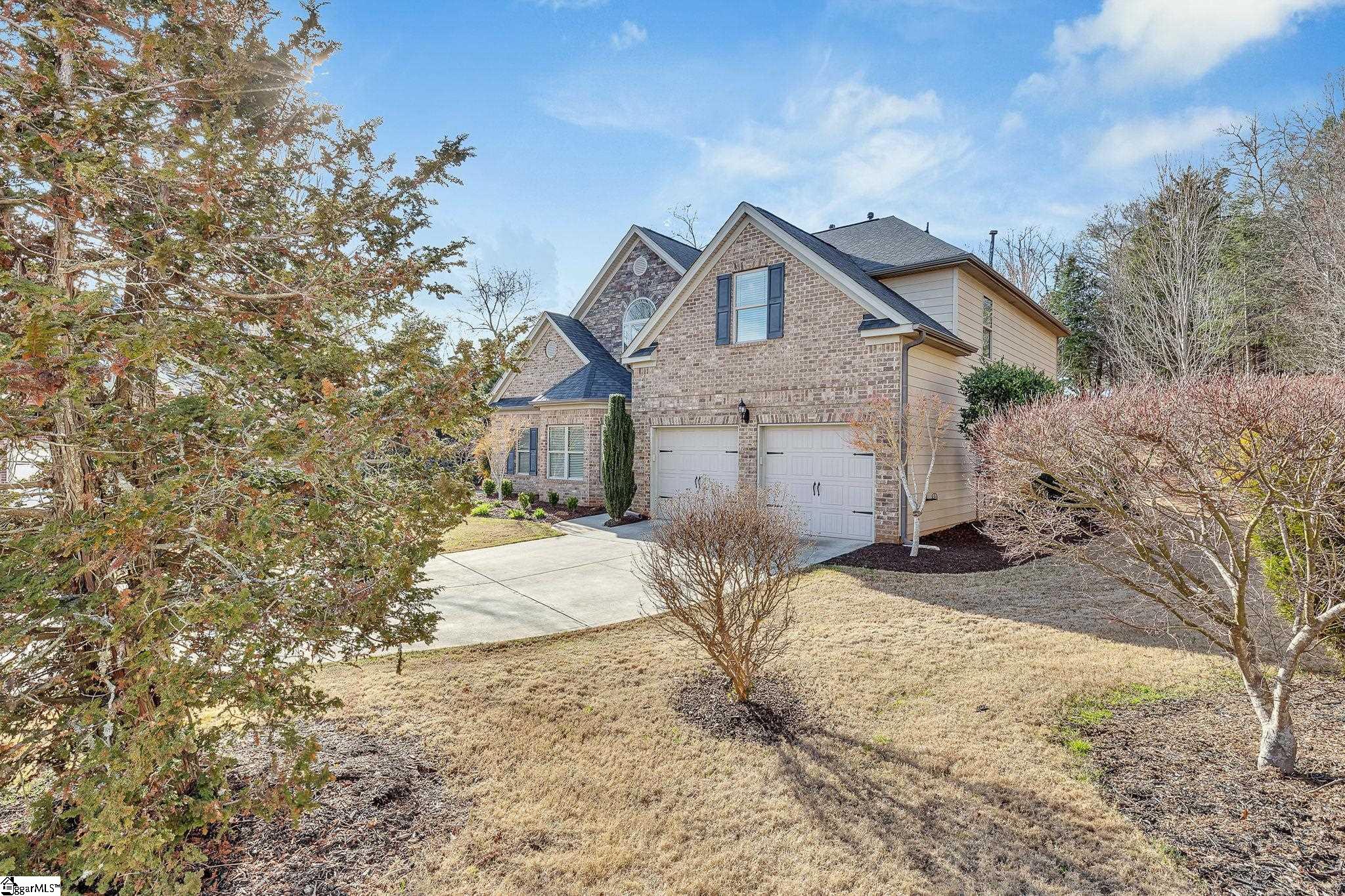 64 Governors Lake Way