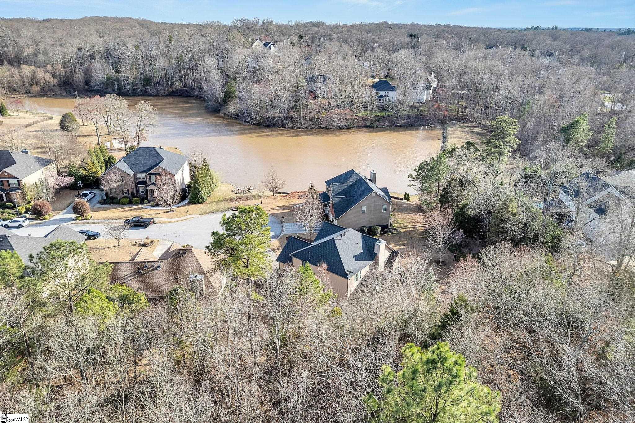 64 Governors Lake Way