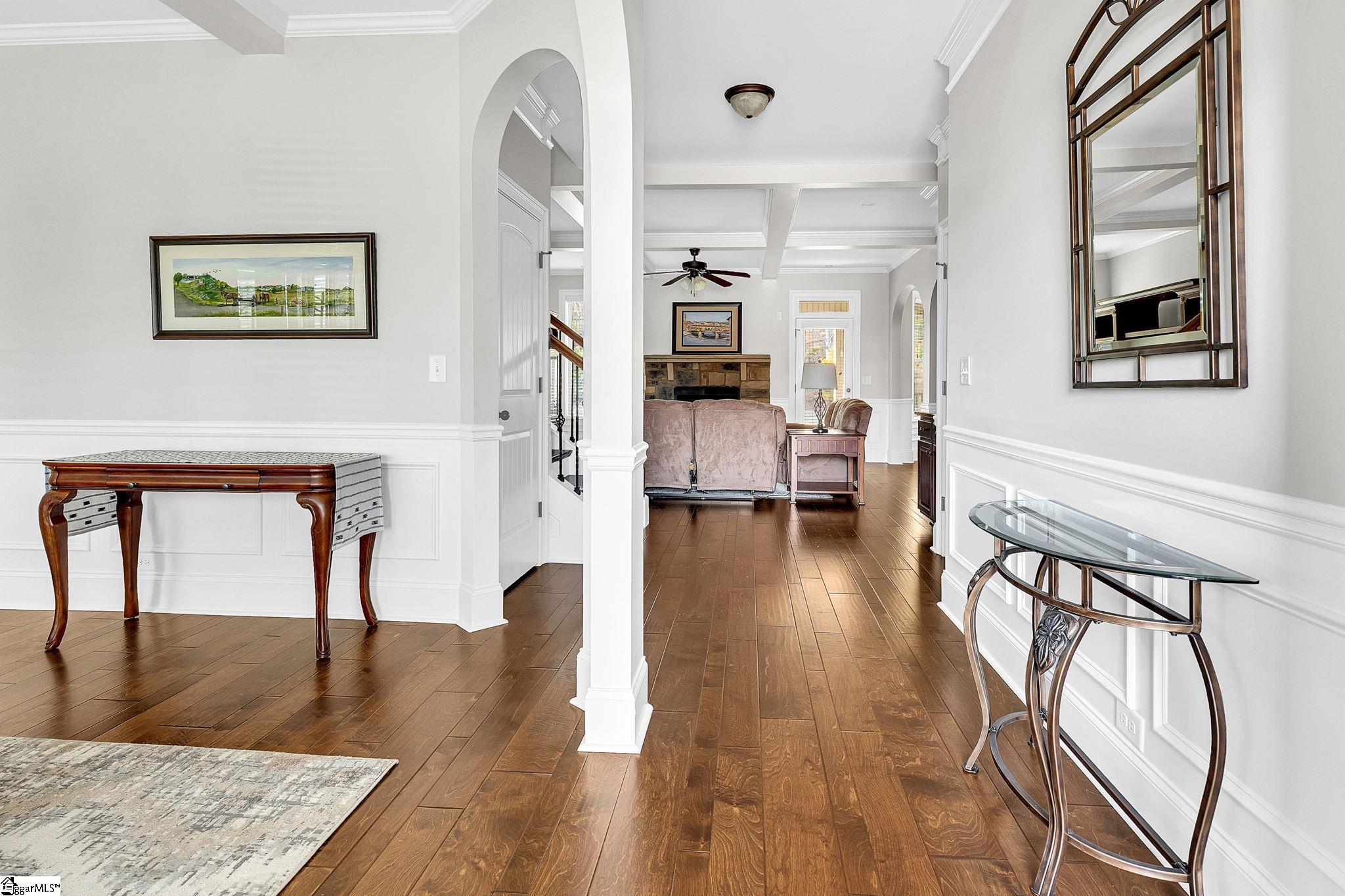 64 Governors Lake Way