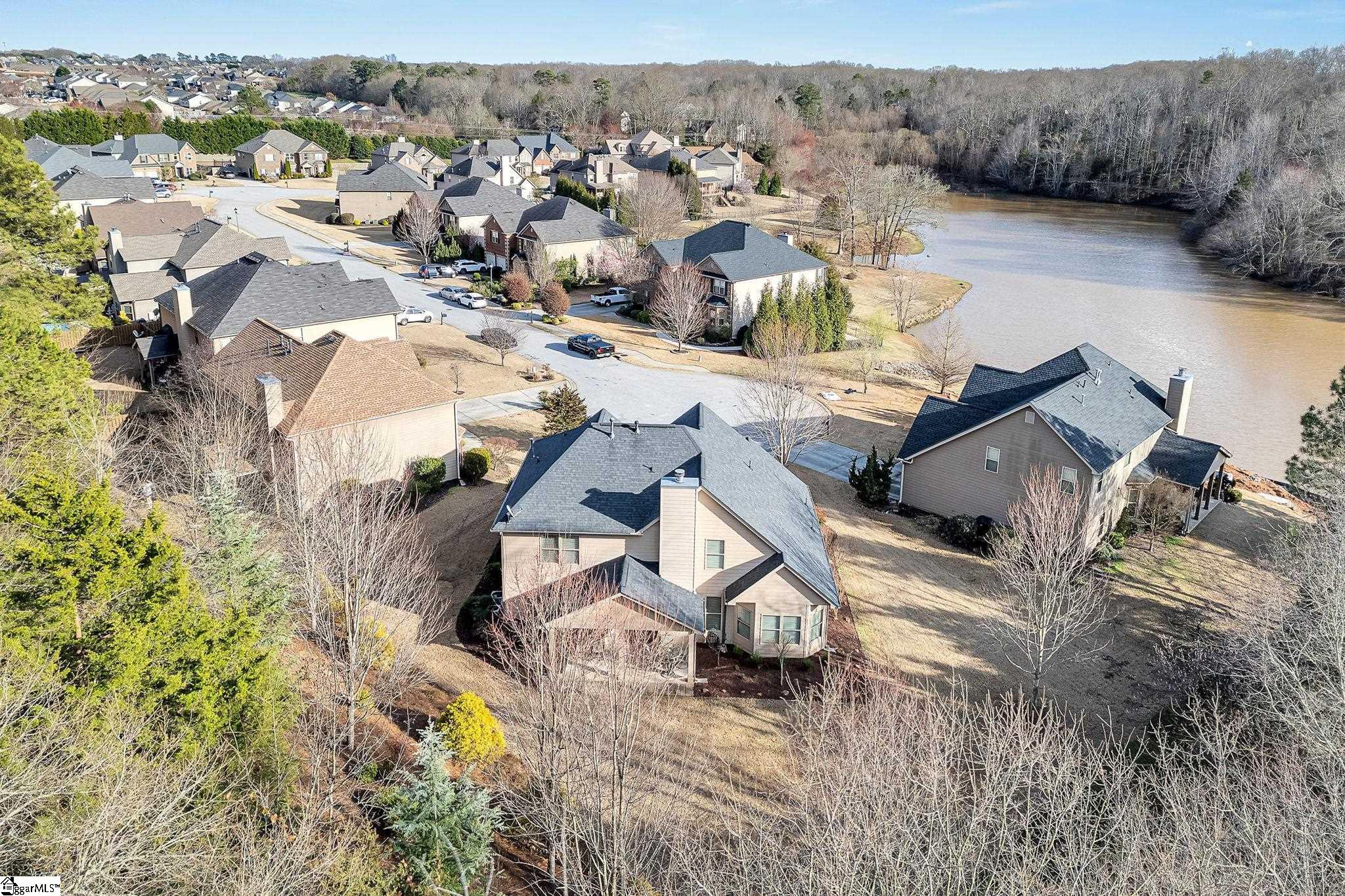 64 Governors Lake Way