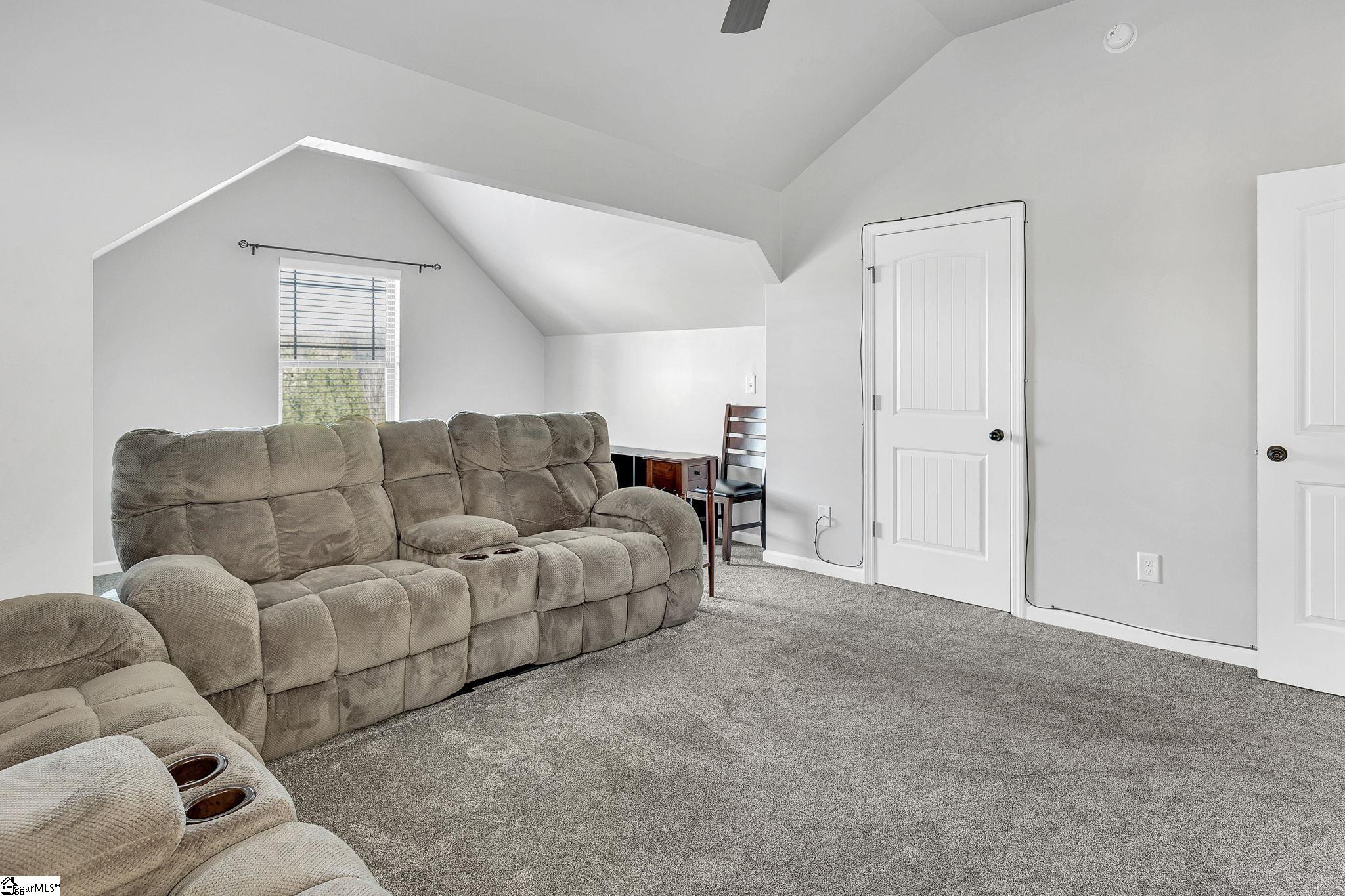 64 Governors Lake Way