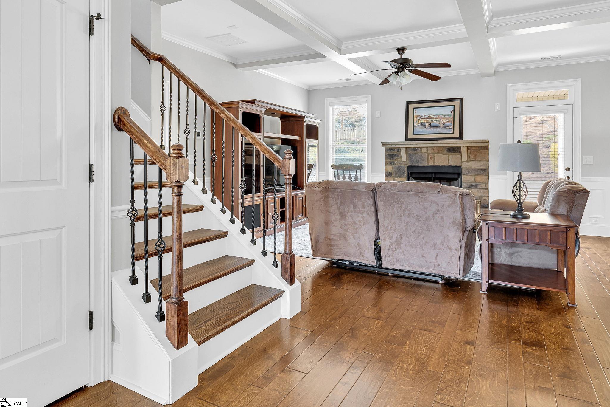 64 Governors Lake Way