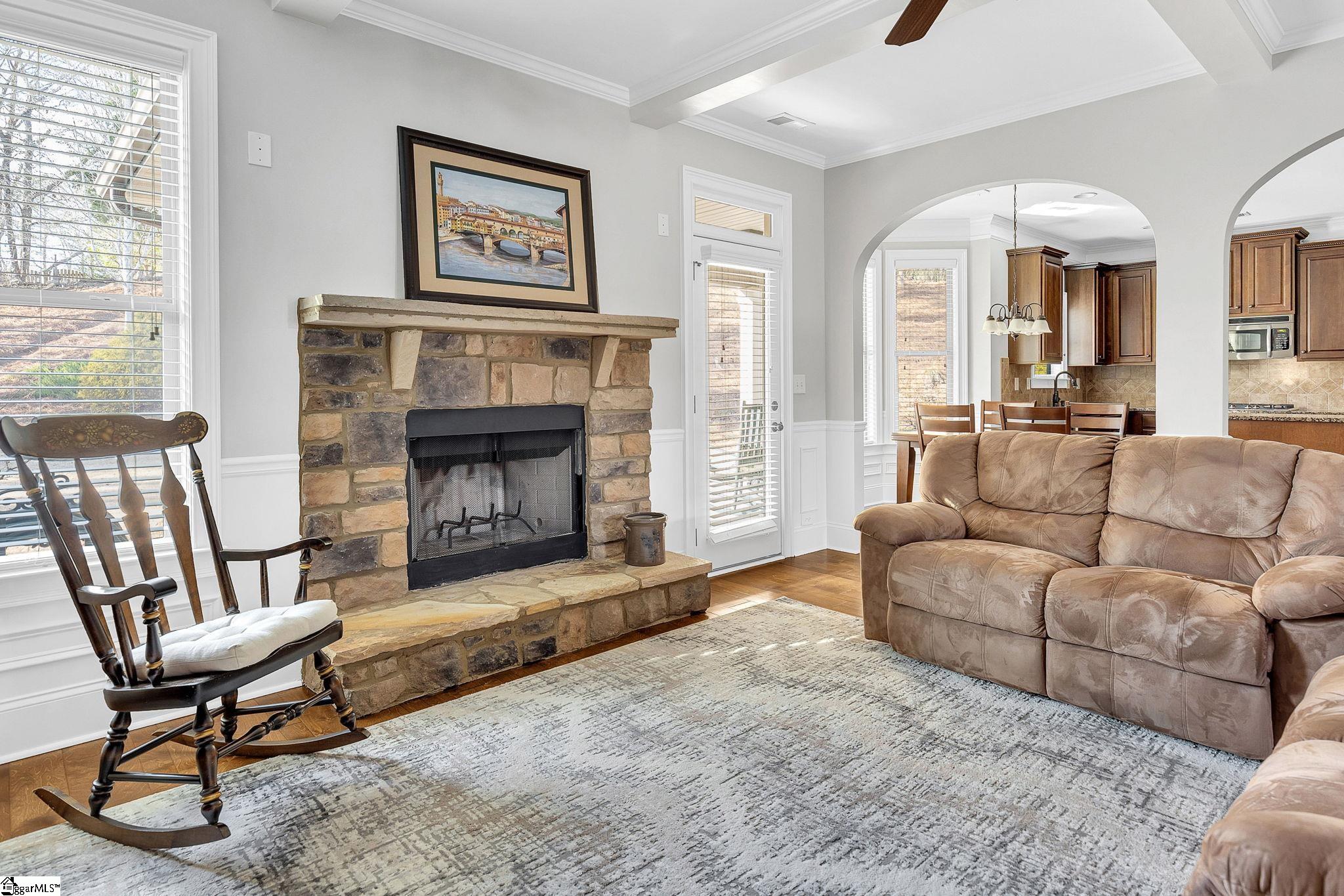 64 Governors Lake Way