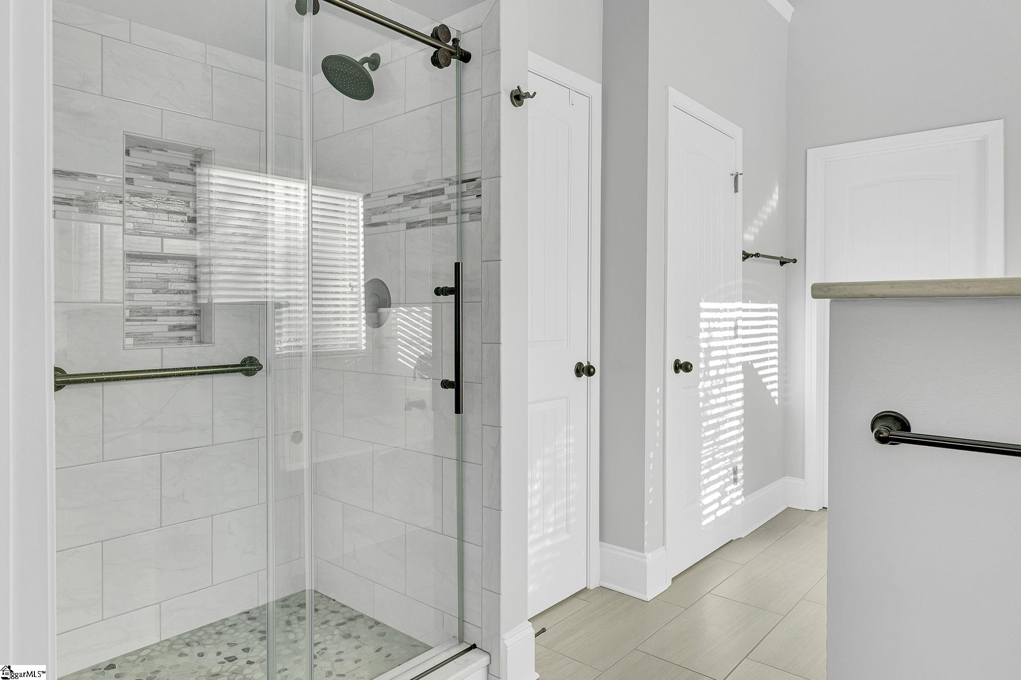 64 Governors Lake Way