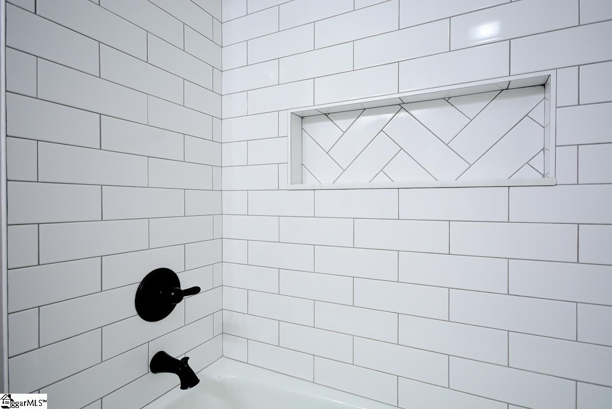 109 Cobblestone Road