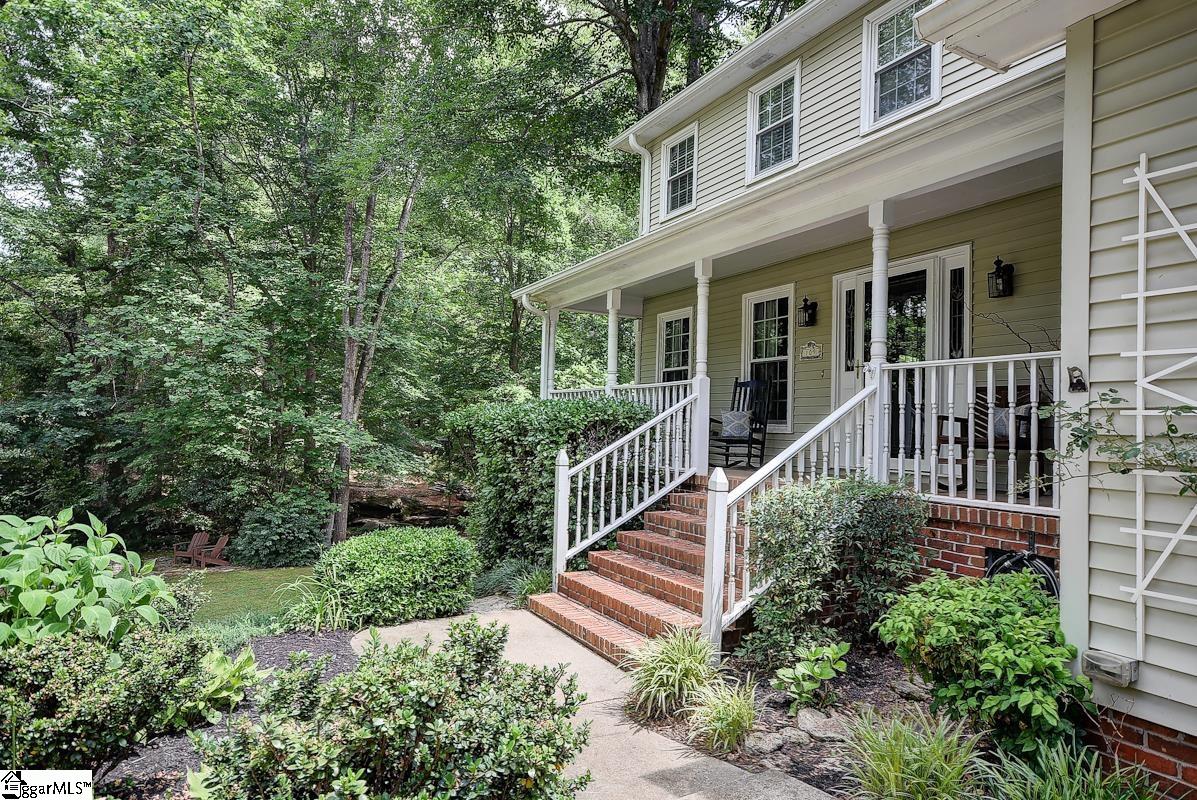 109 Cobblestone Road