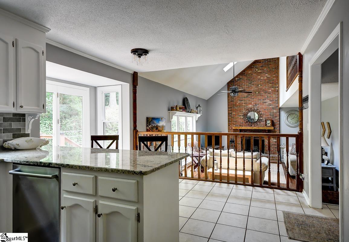 109 Cobblestone Road