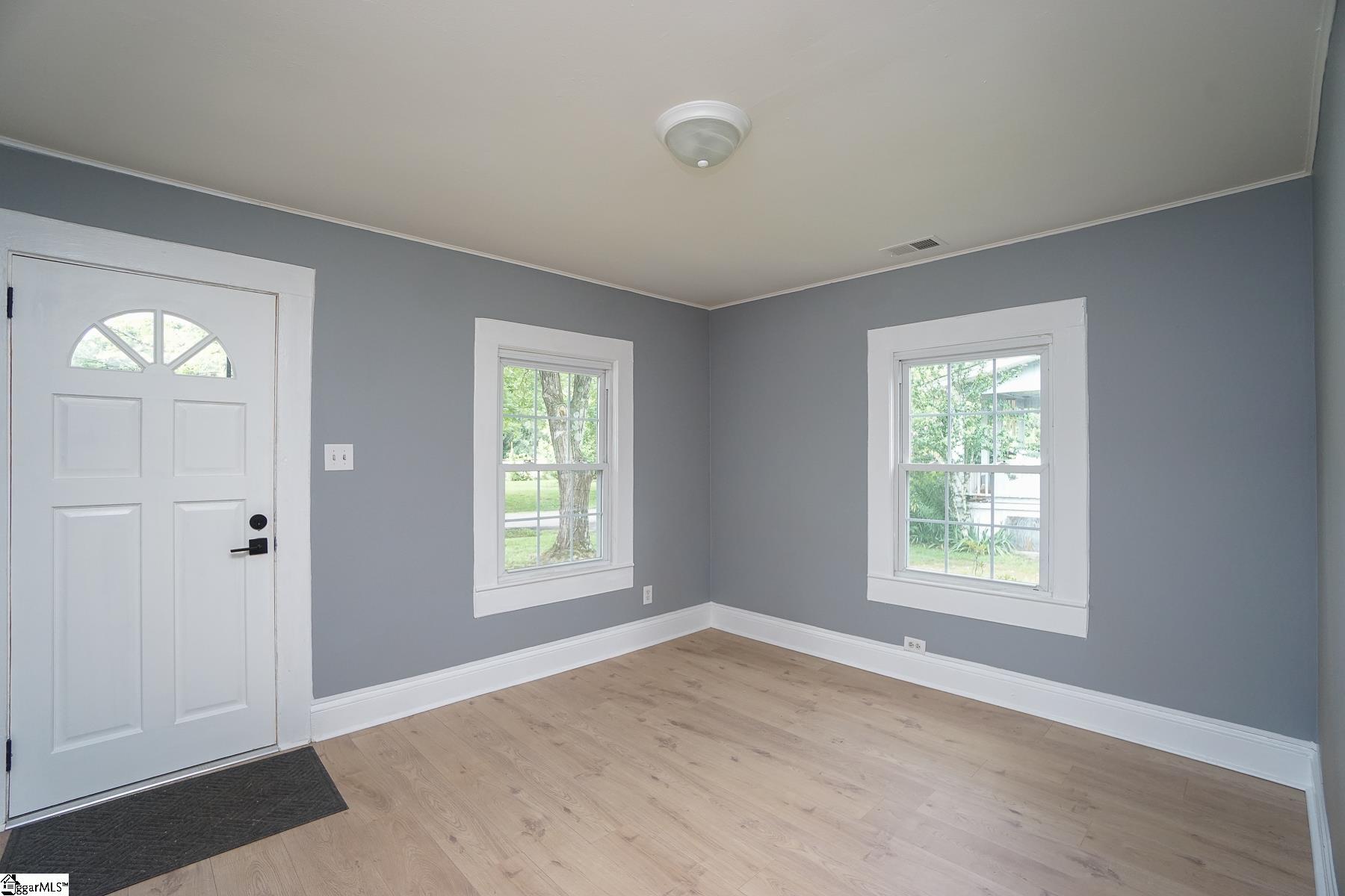 4 School Street Extension