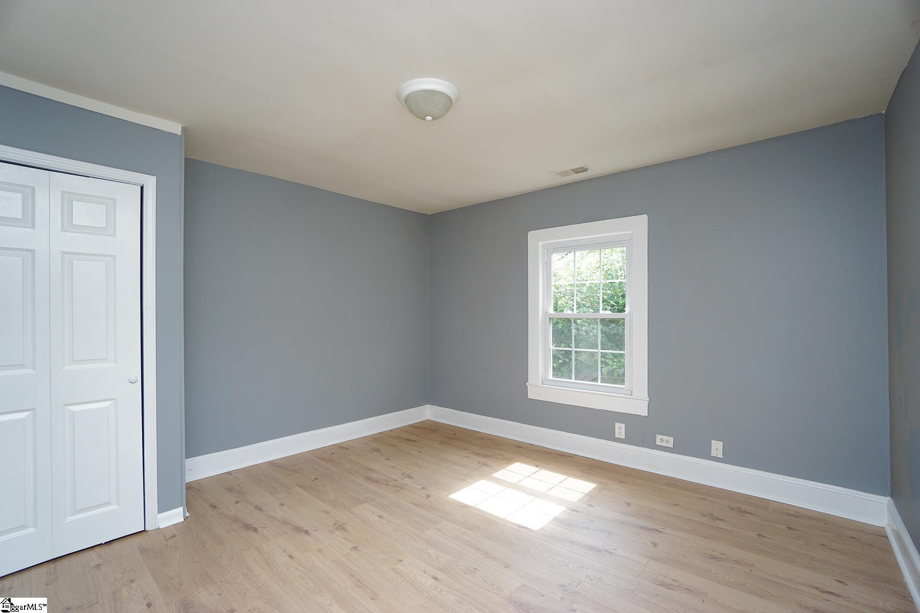 4 School Street Extension