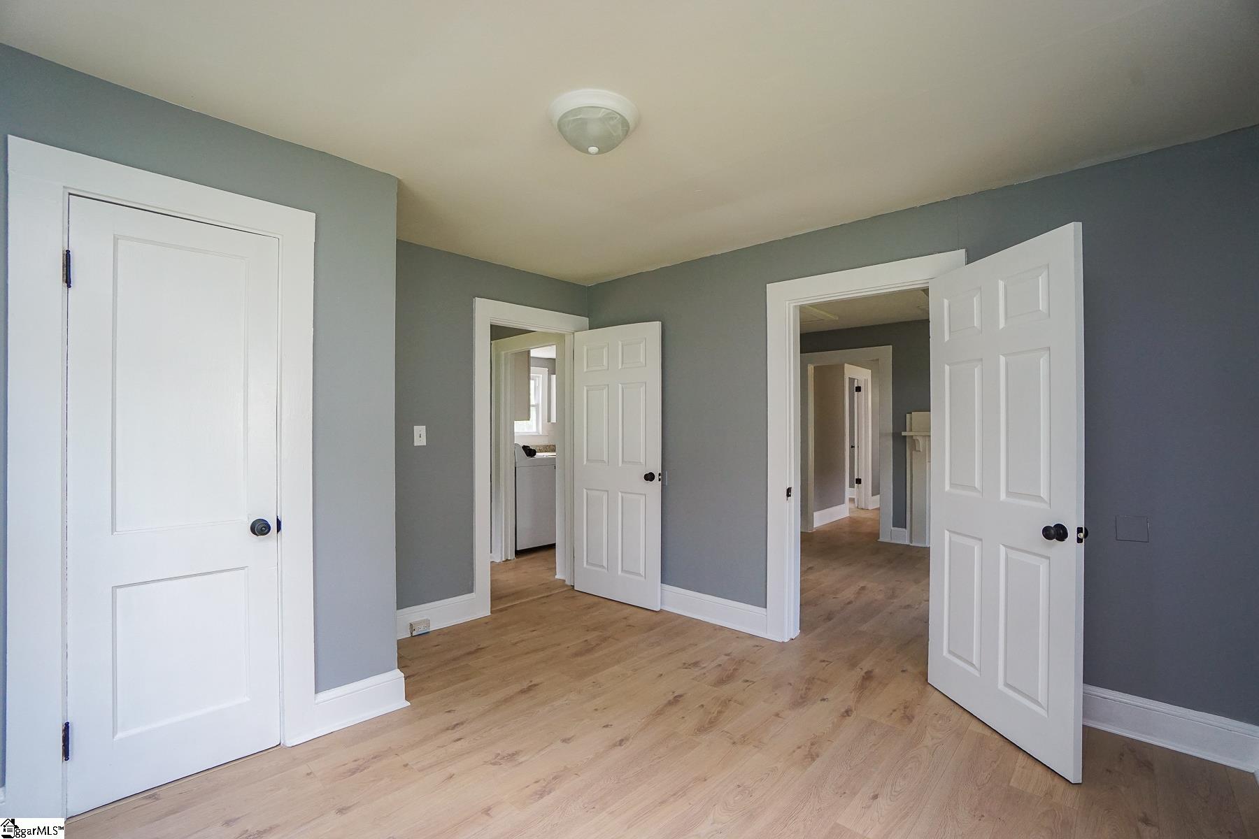 4 School Street Extension