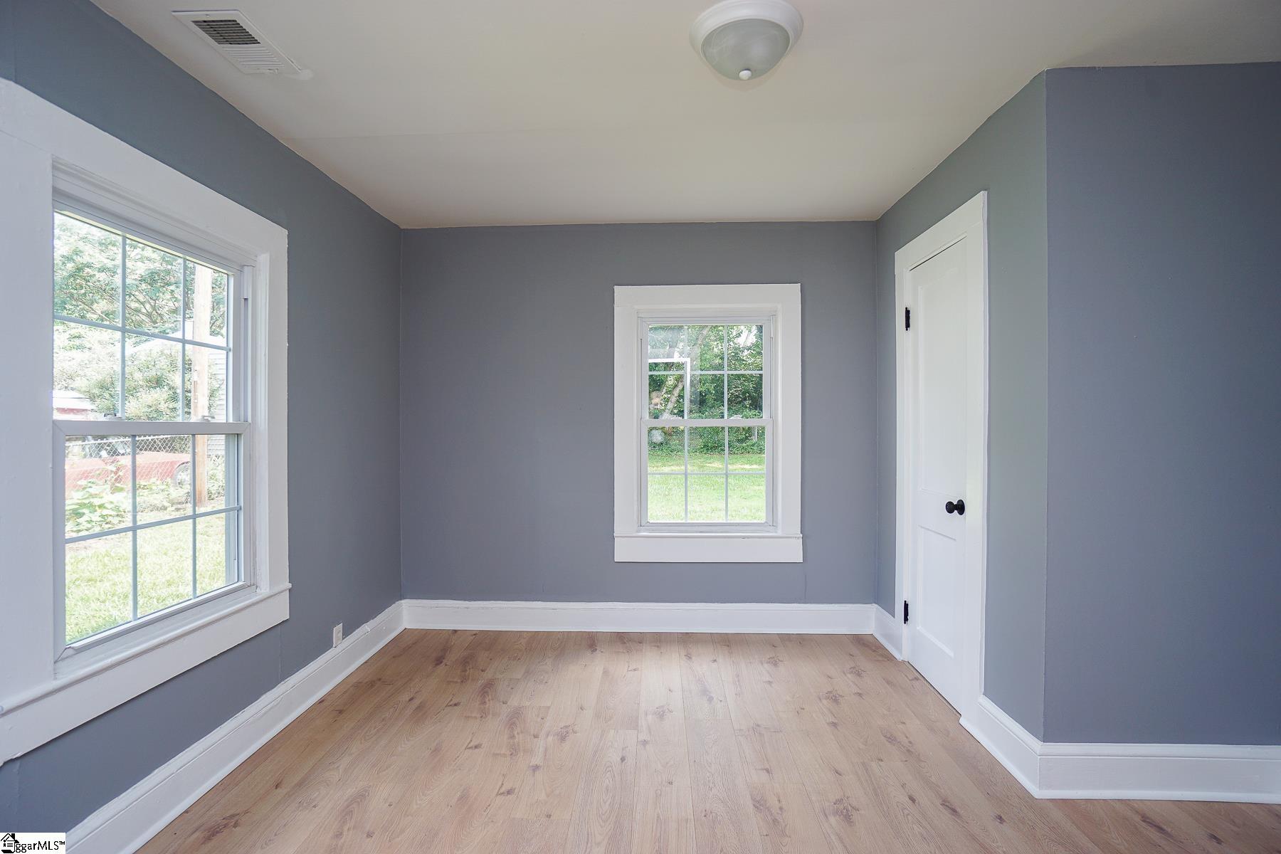 4 School Street Extension