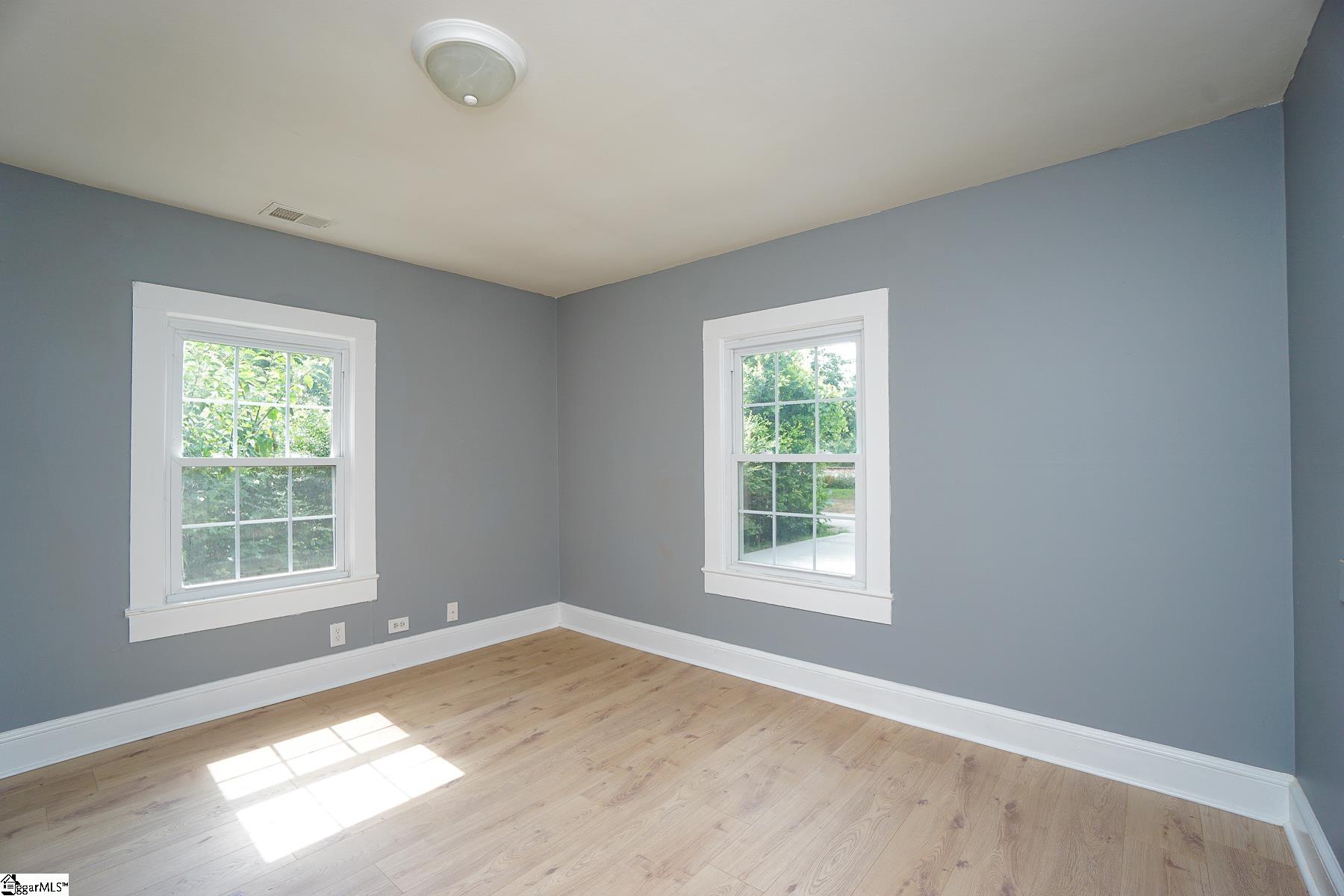 4 School Street Extension