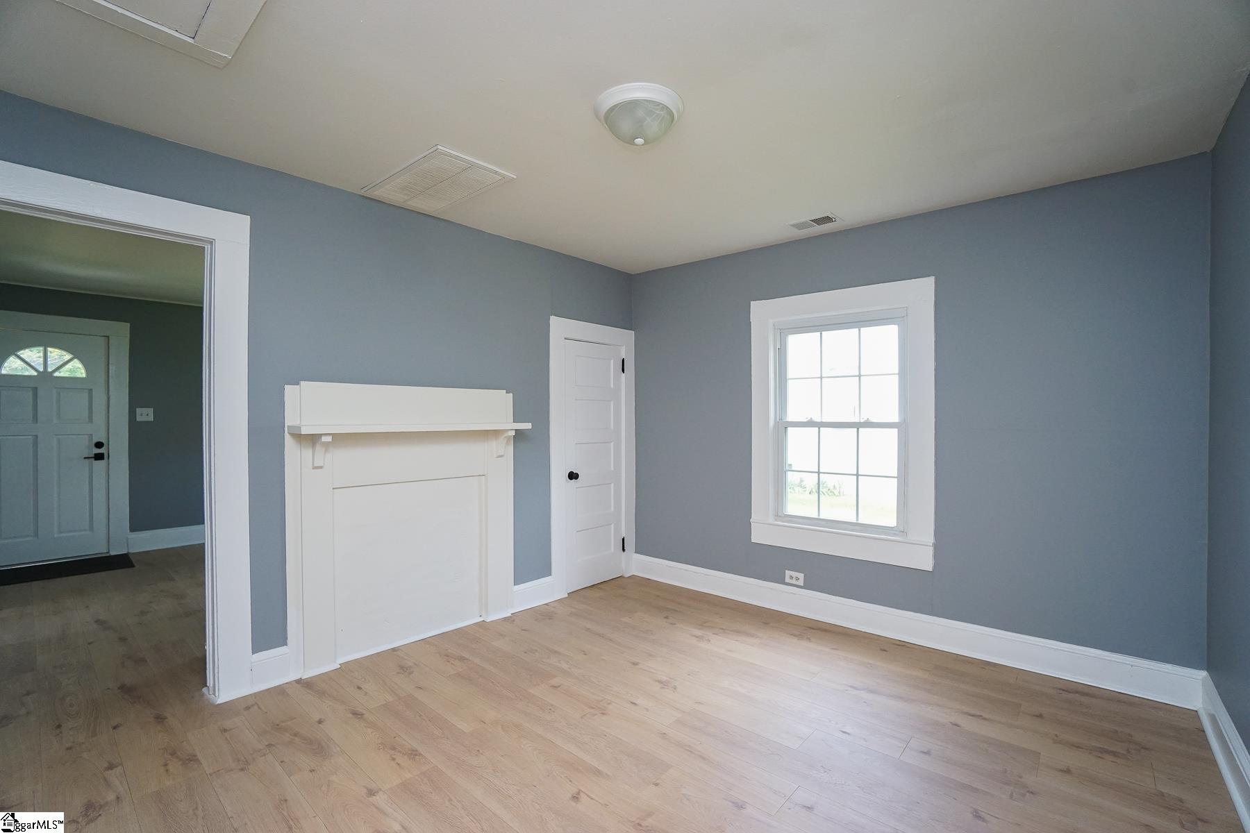 4 School Street Extension