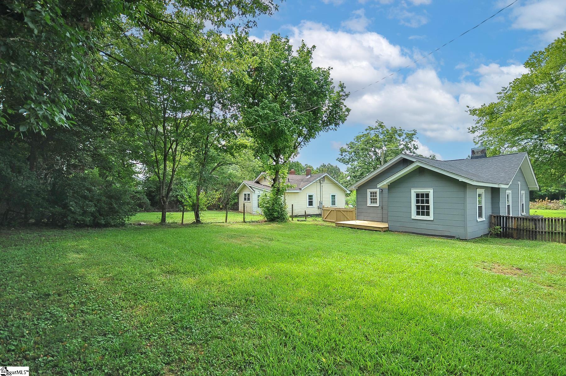 4 School Street Extension