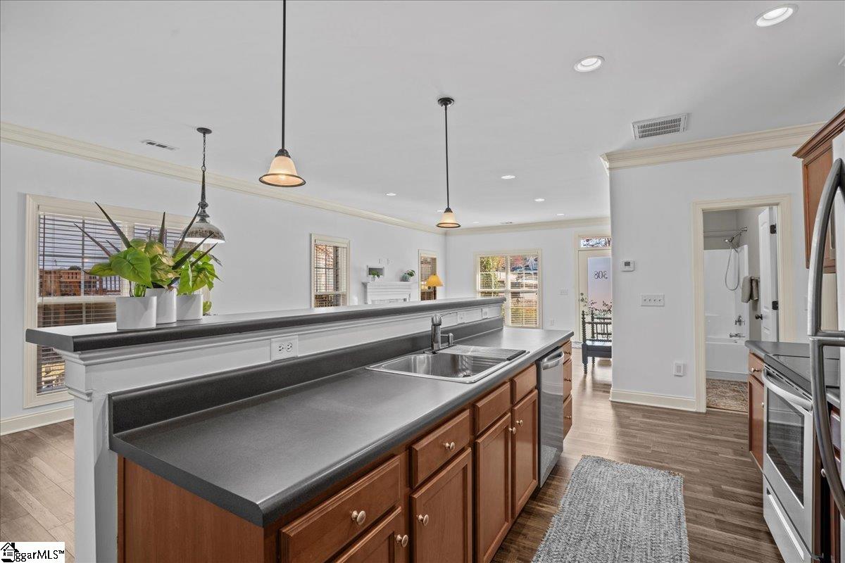 308 Southcreek Drive