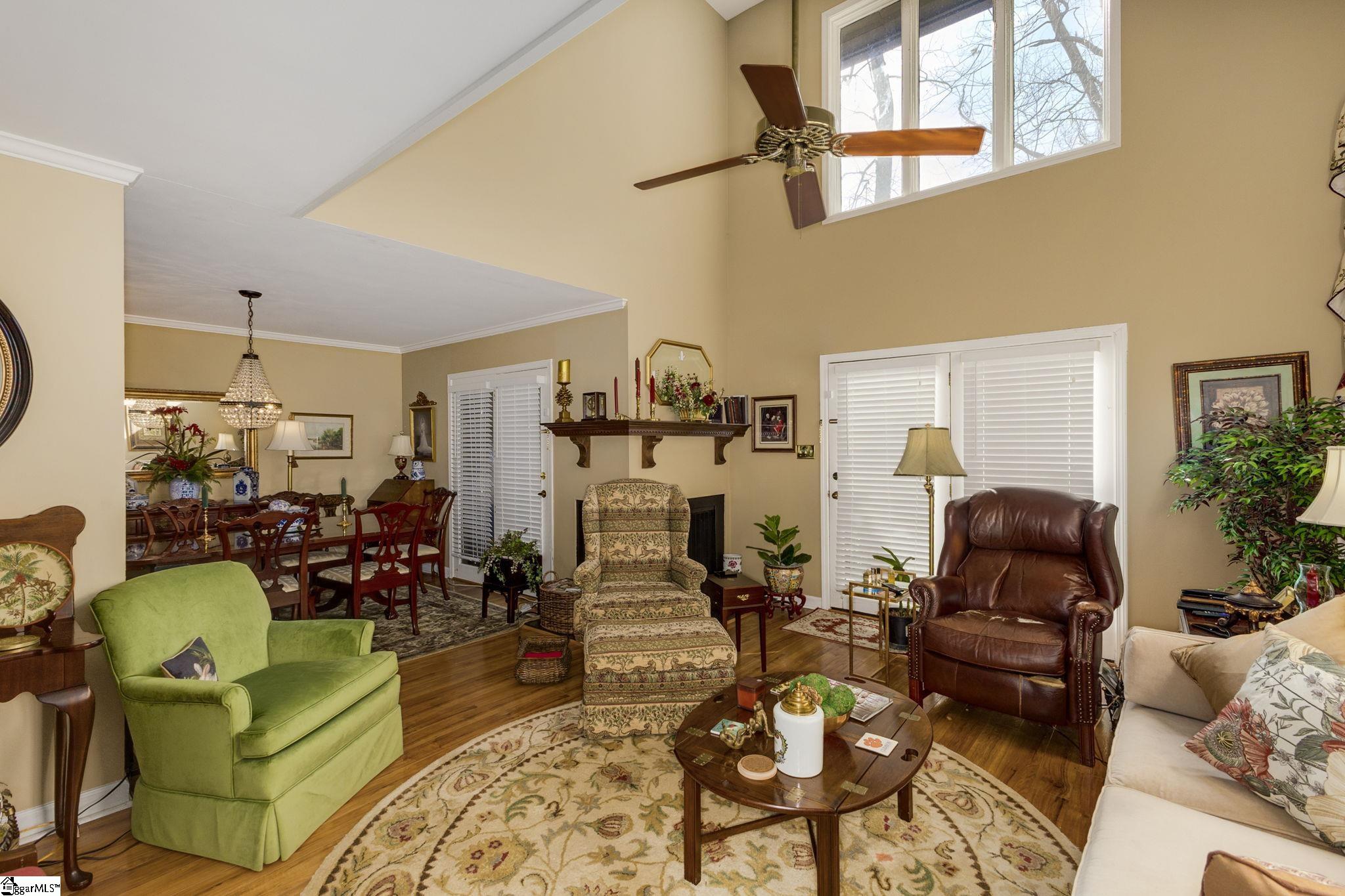 212 Ingleside Way