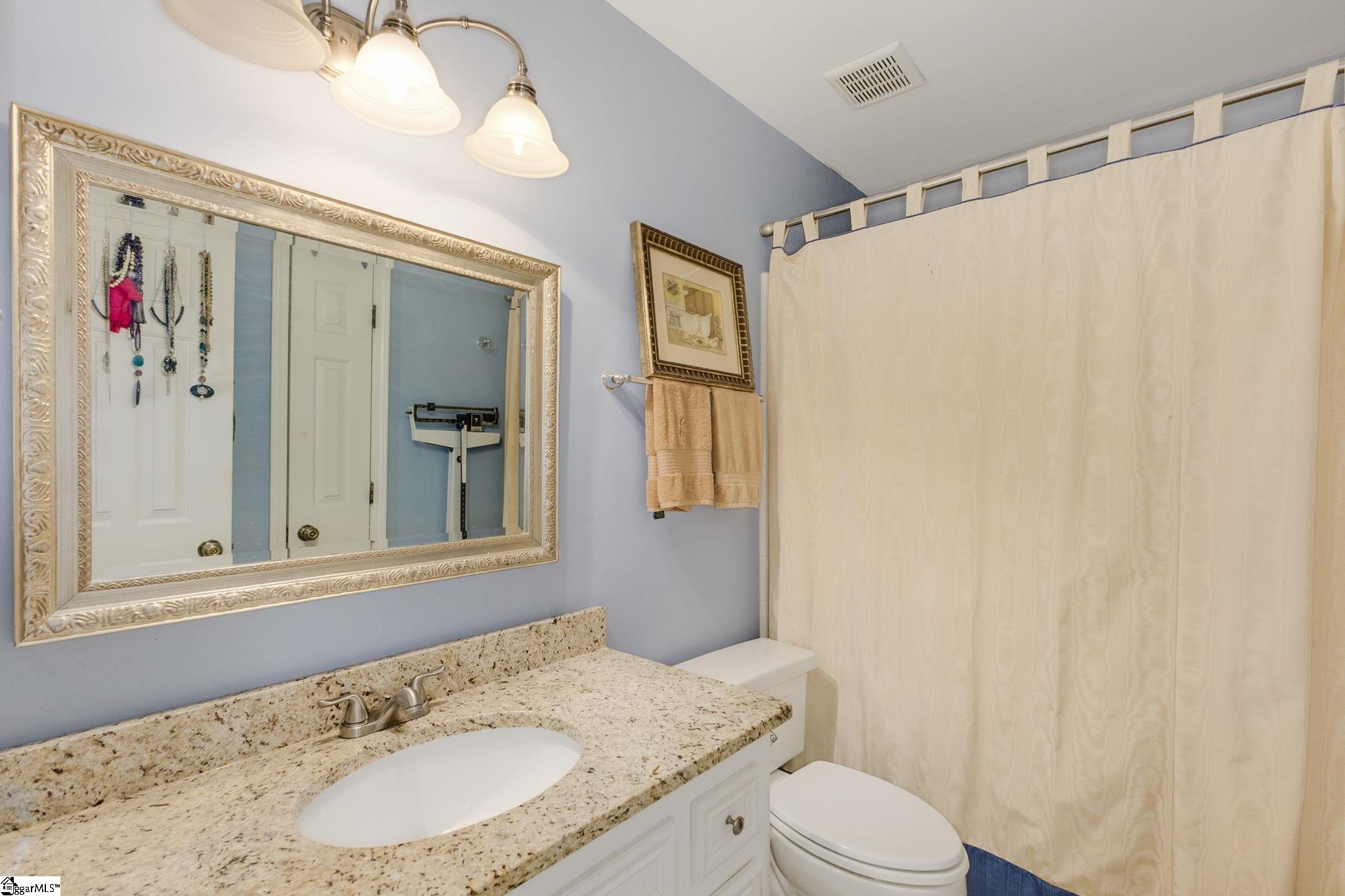 212 Ingleside Way