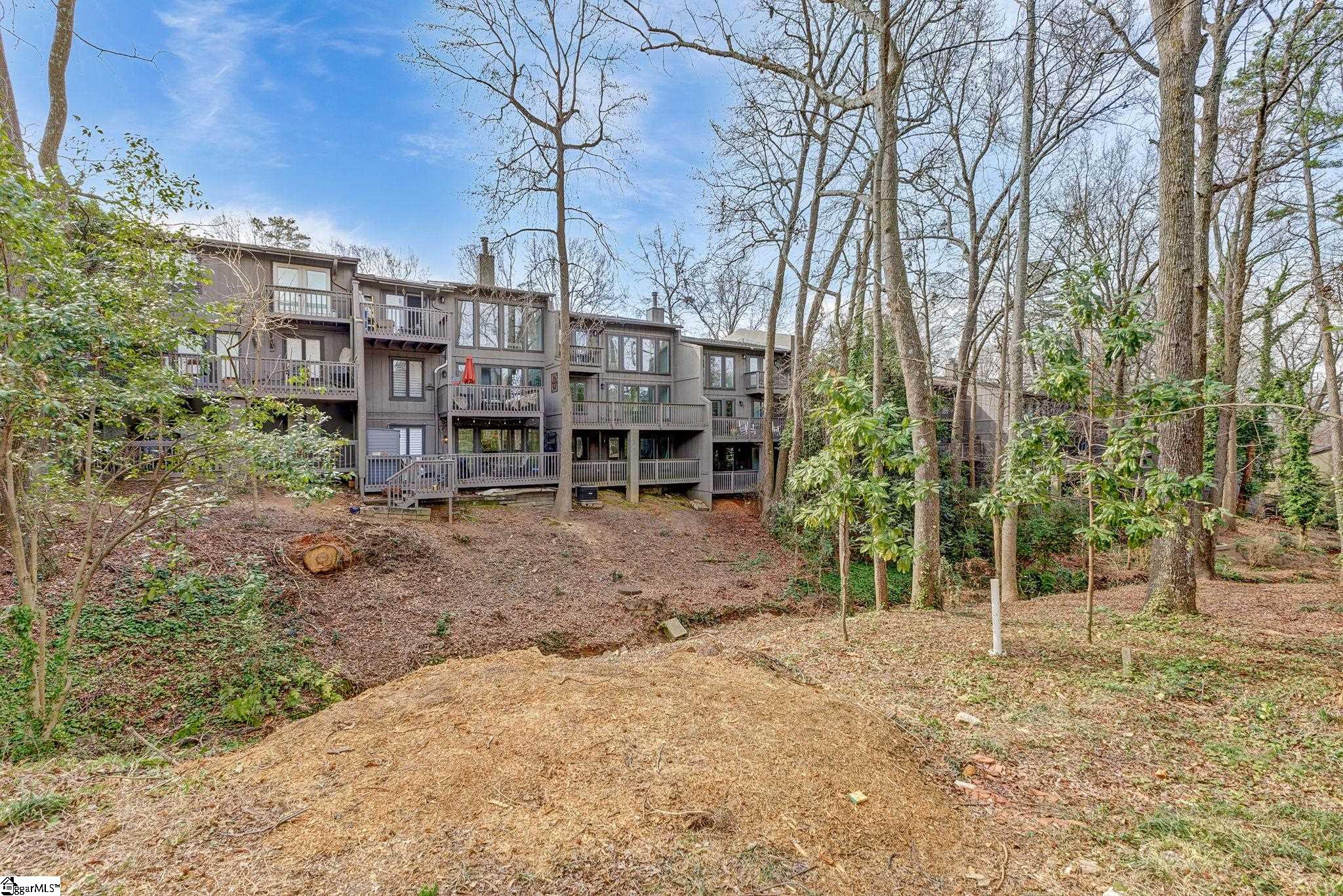 212 Ingleside Way