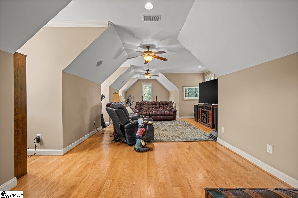112 Griffith Hill Way