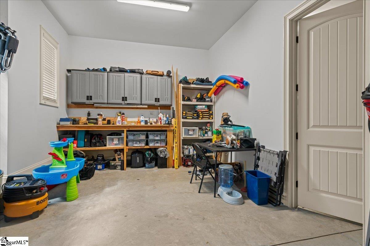 112 Griffith Hill Way