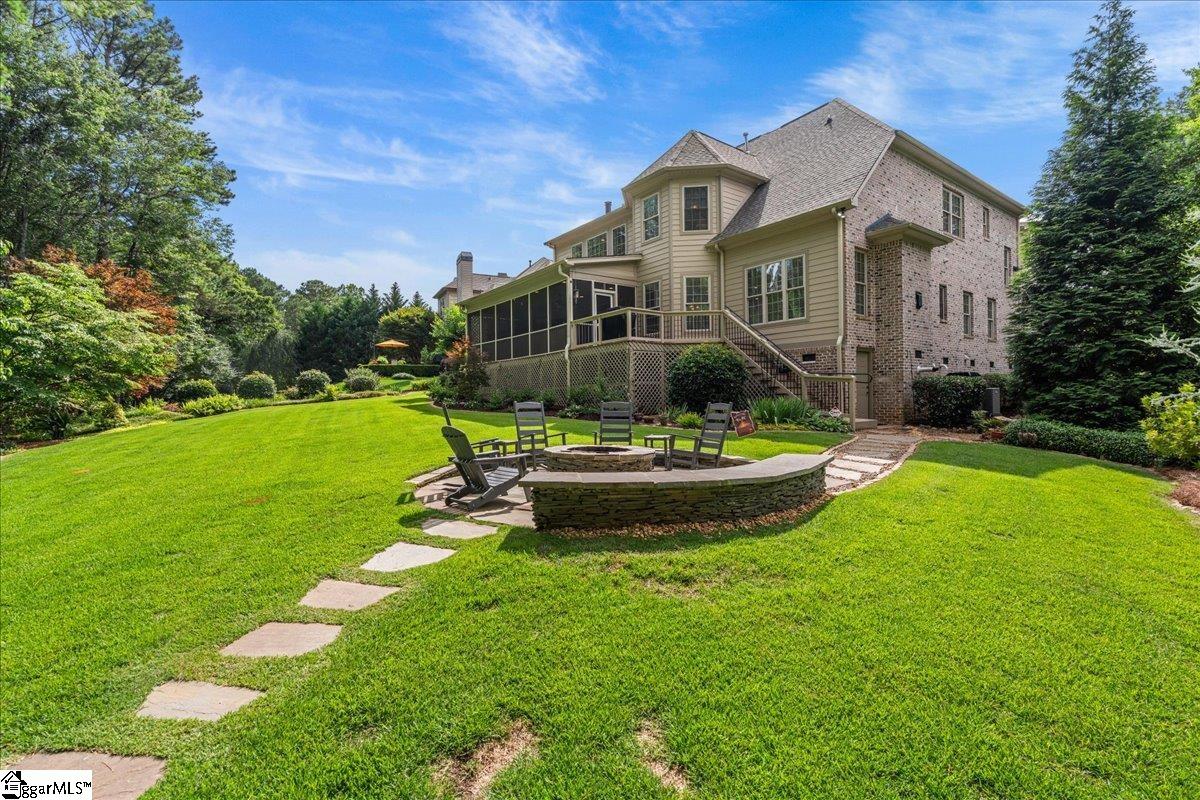 112 Griffith Hill Way