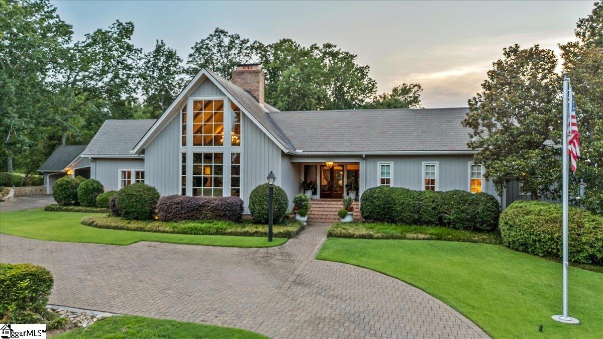 4 Huntington Court