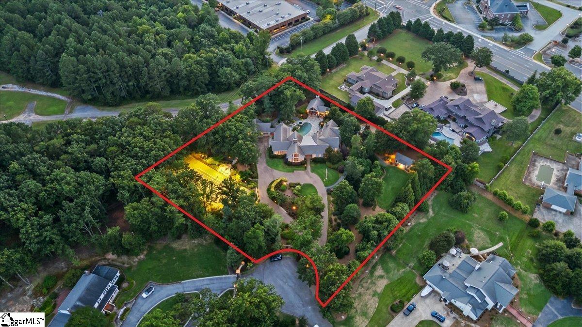 4 Huntington Court