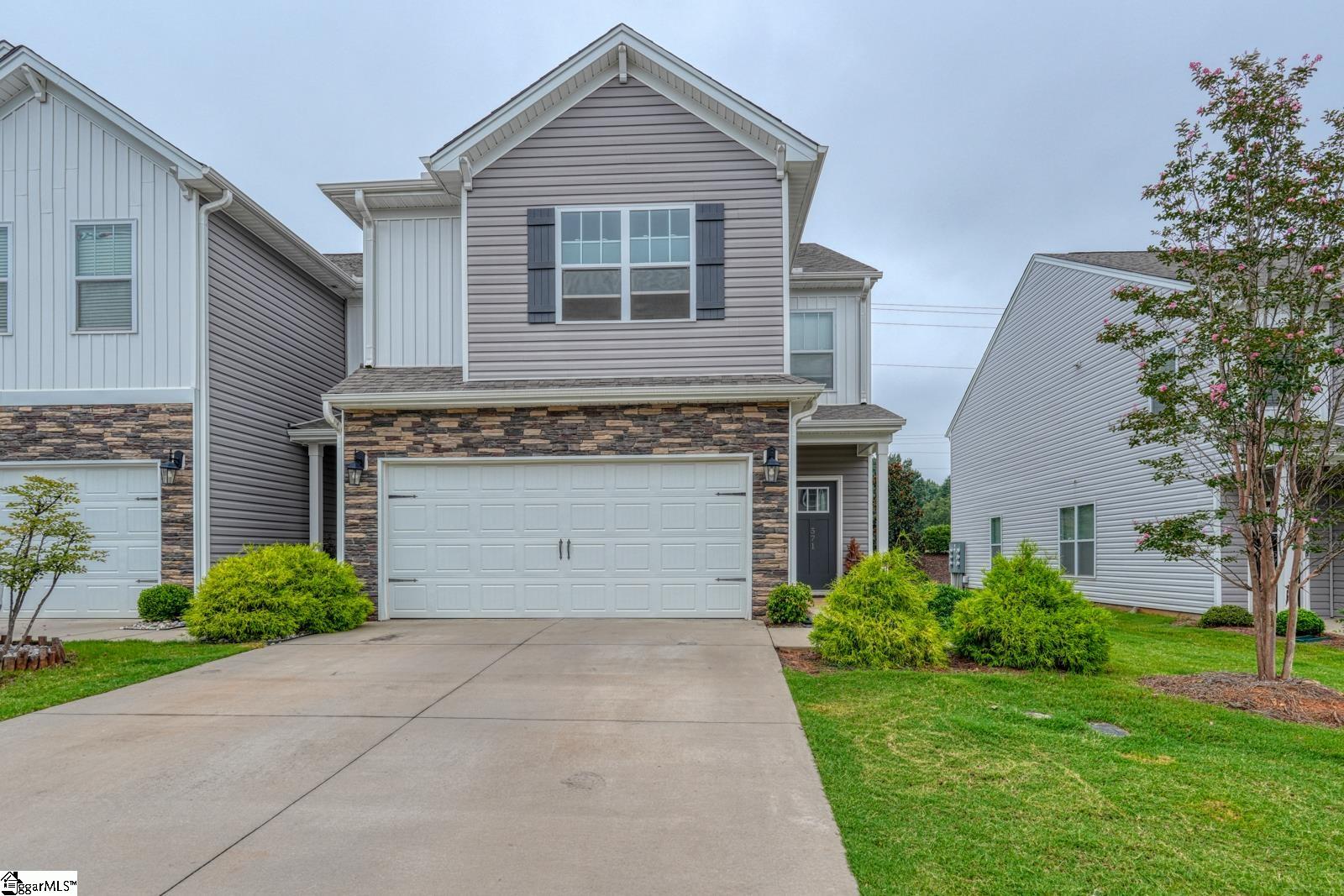 571 Yellow Fox Road, Greer