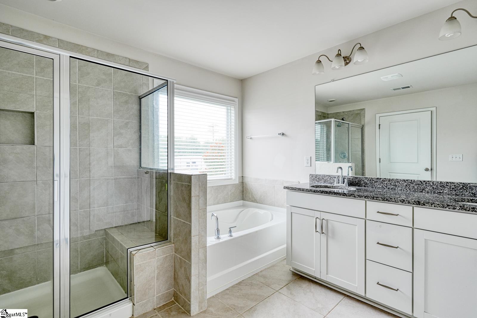 571 Yellow Fox Road, Greer