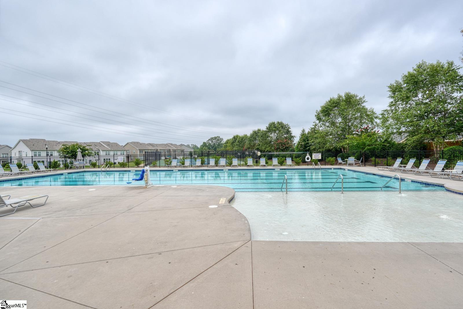 571 Yellow Fox Road, Greer