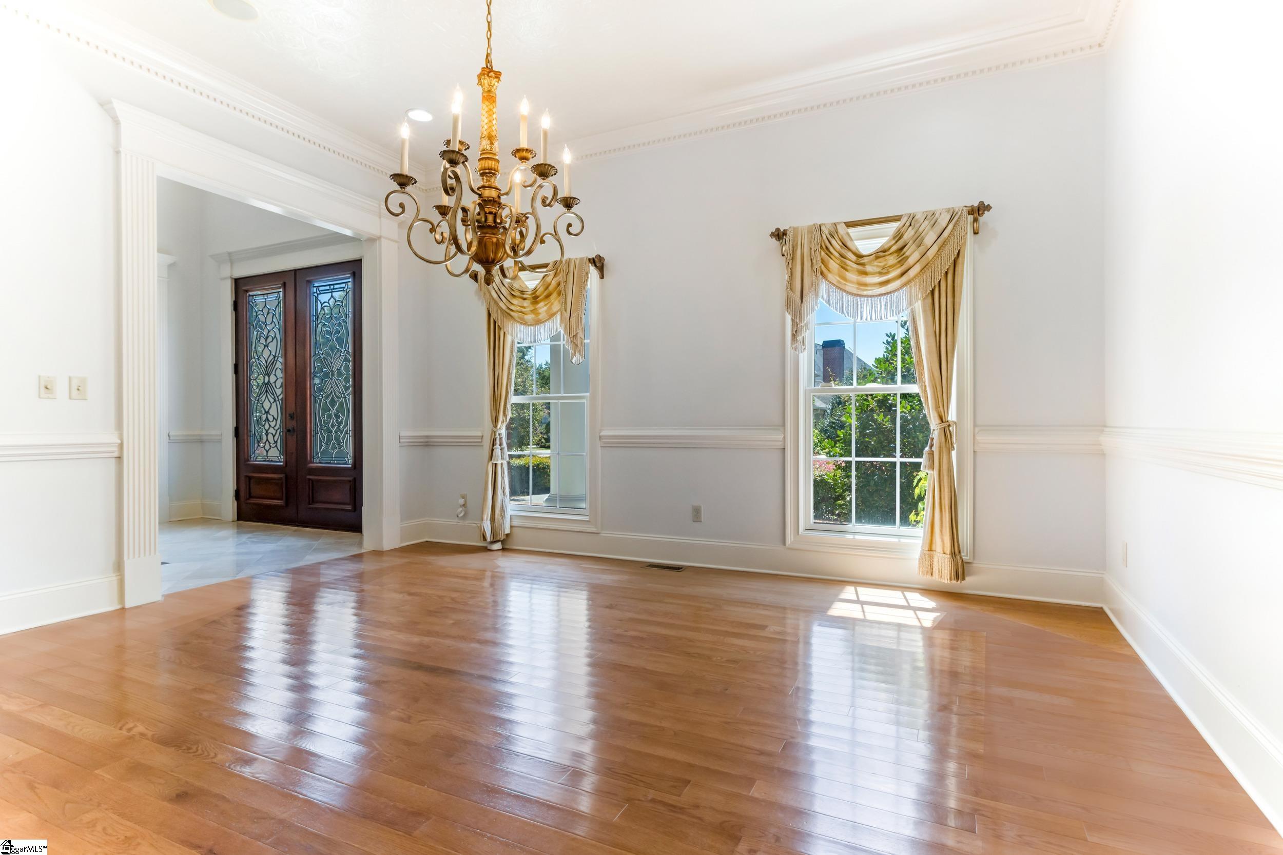 201 Corinthian Drive