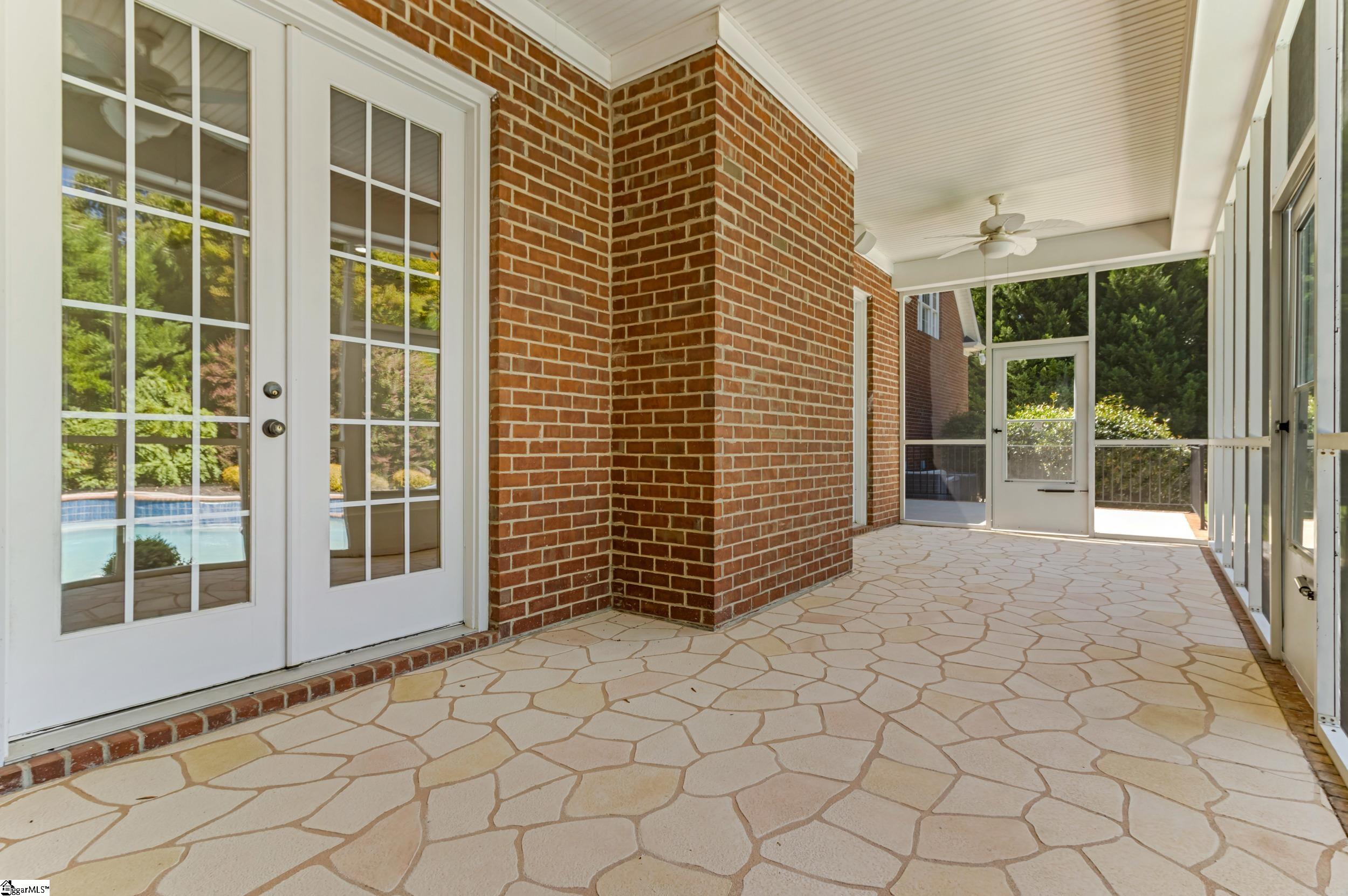 201 Corinthian Drive