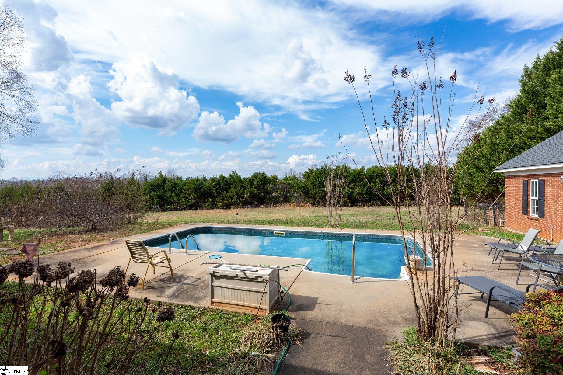 319 Waters Road
