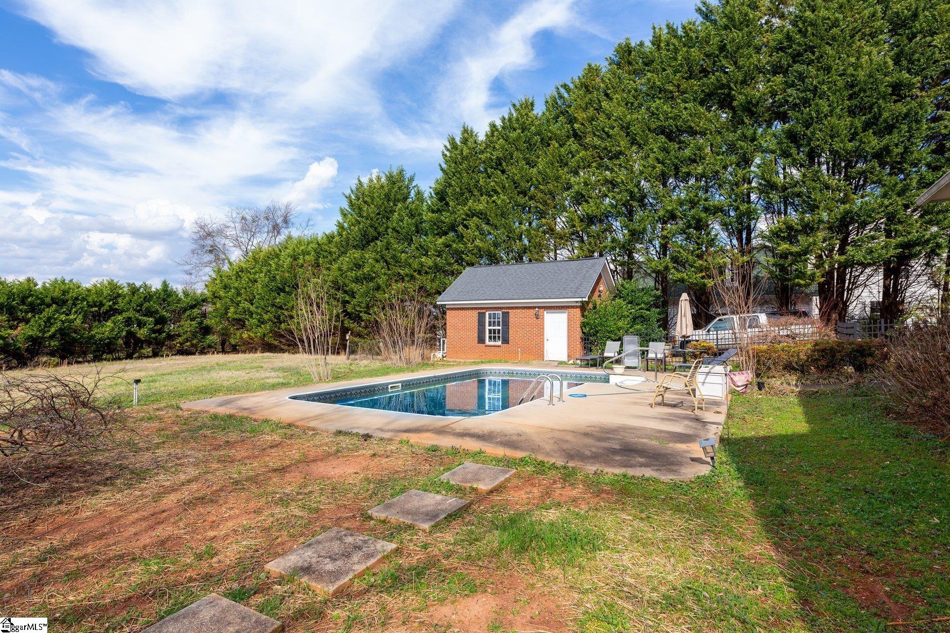 319 Waters Road