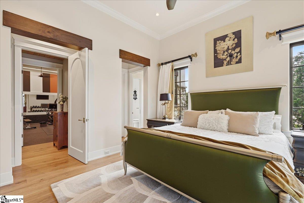435 Peninsula Ridge