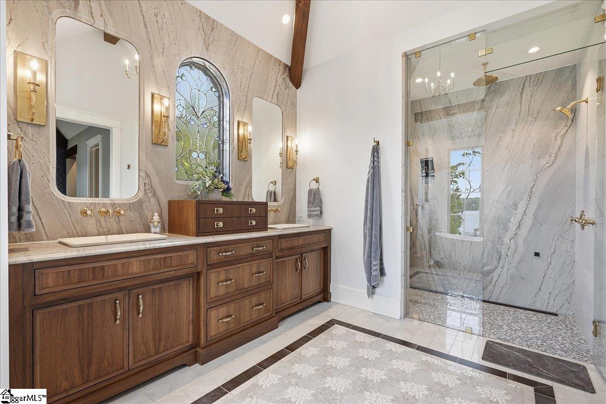 435 Peninsula Ridge