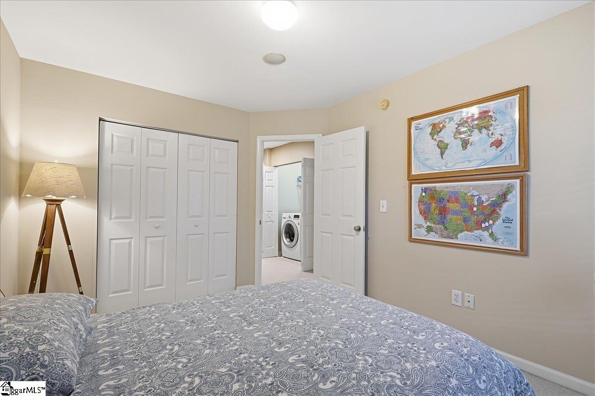 16 Rock Side Court