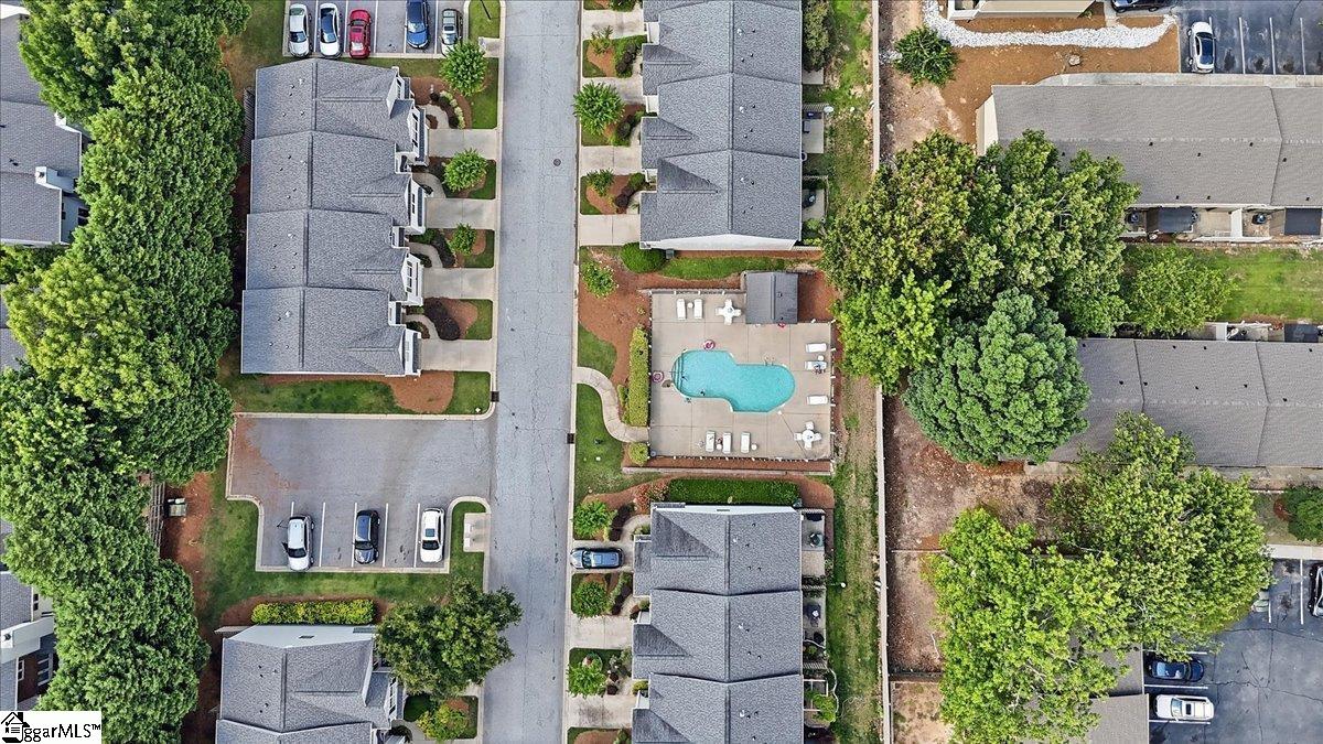 16 Rock Side Court