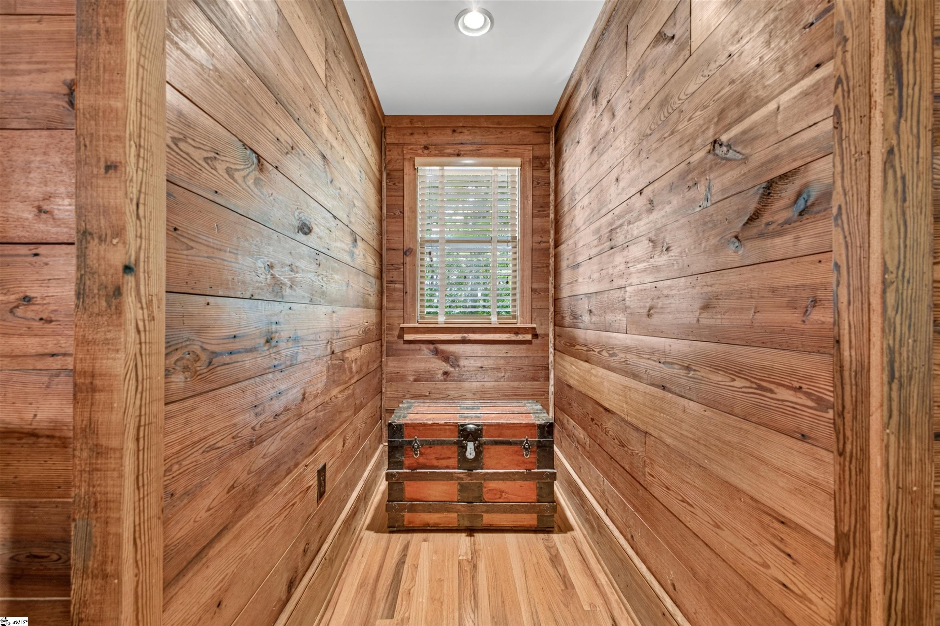 160 Duffs Mountain Road