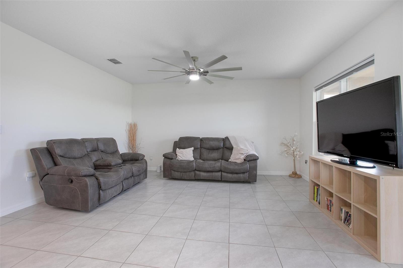 523 LAZIO CIR