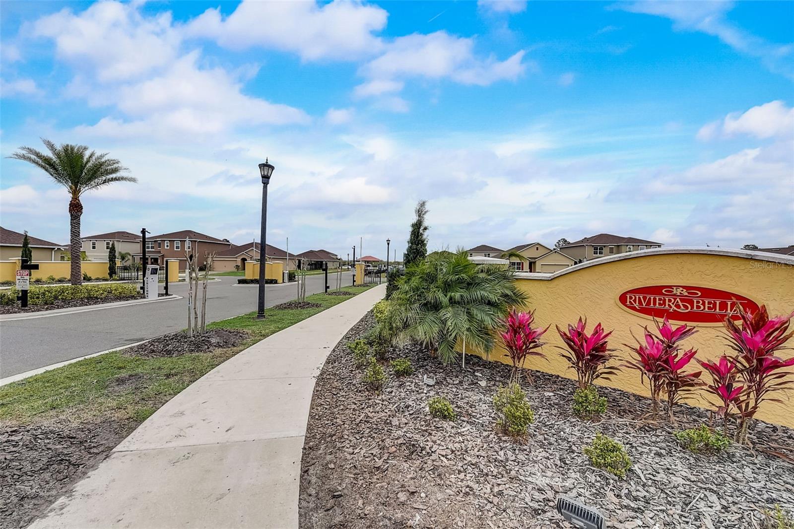 523 LAZIO CIR