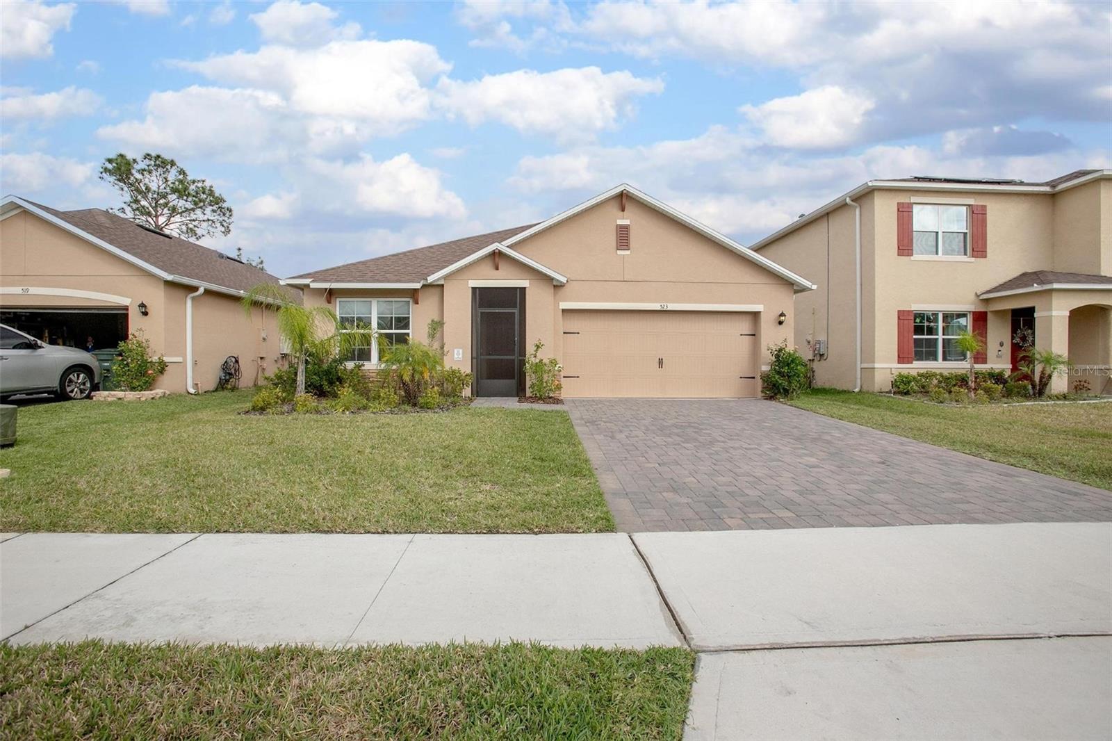 523 LAZIO CIR
