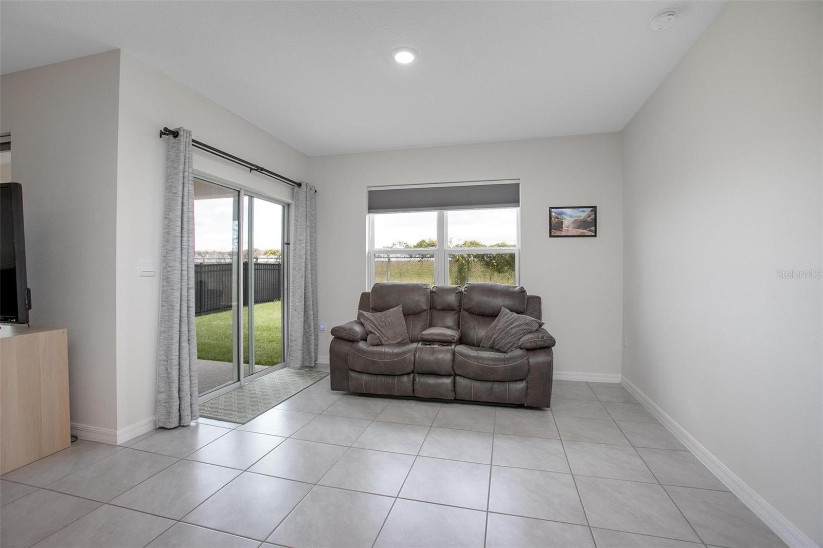 523 LAZIO CIR