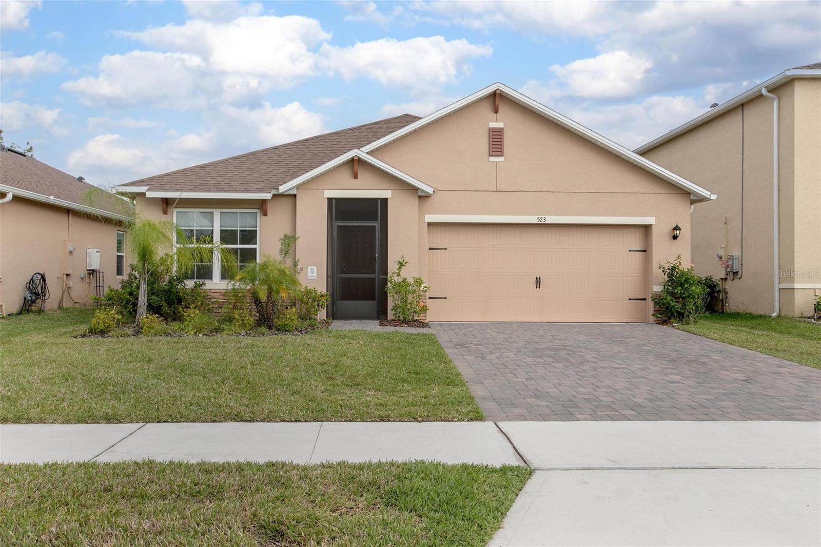 523 LAZIO CIR