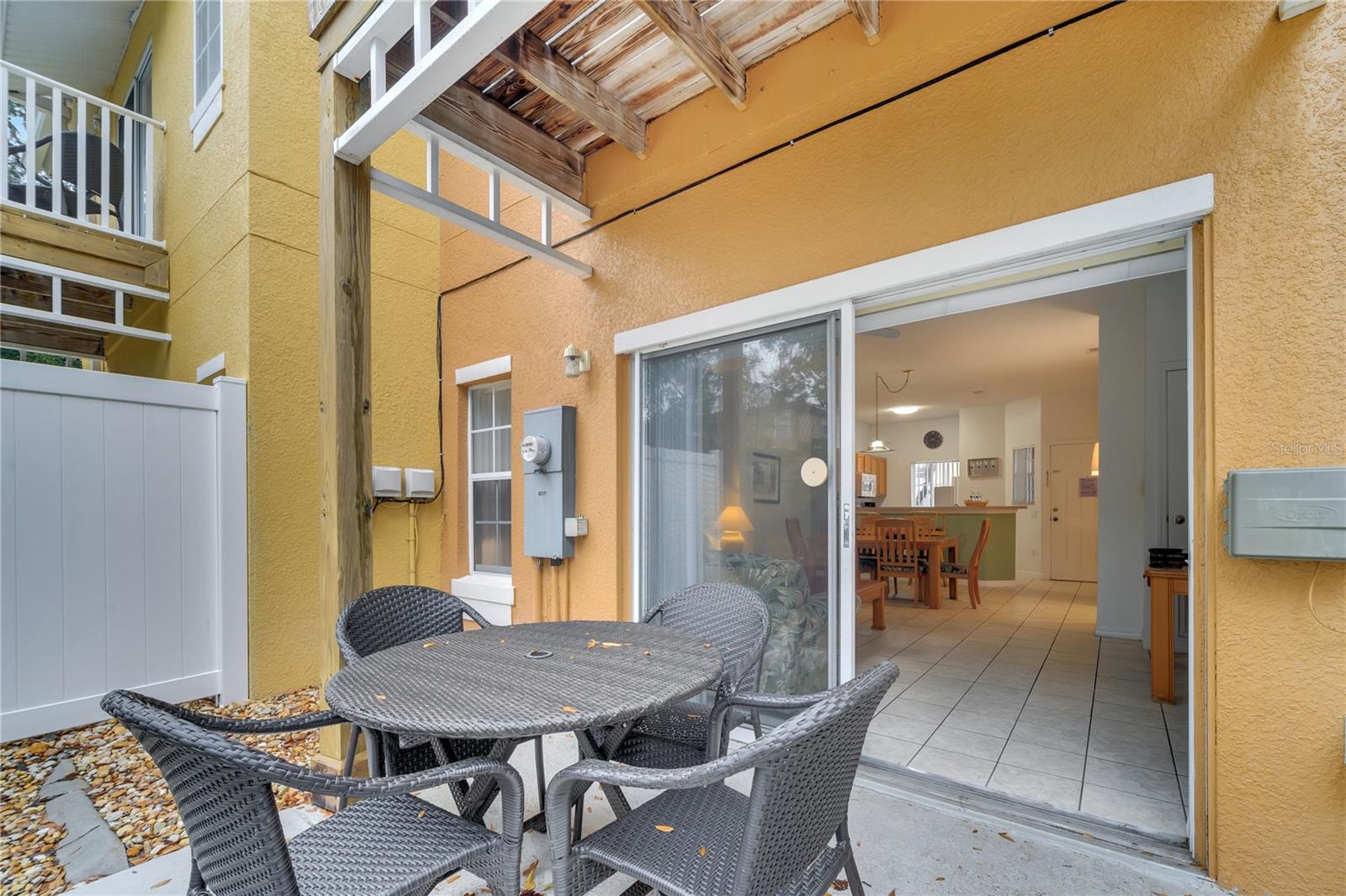 1027 PARK RIDGE CIR