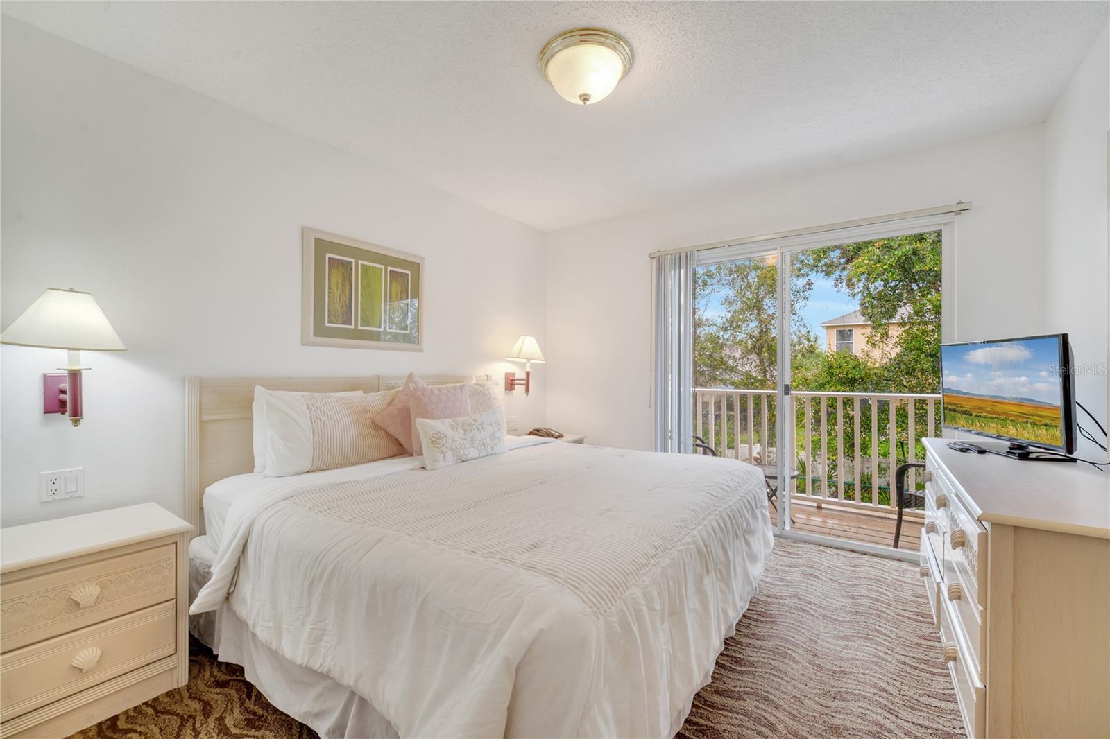 1027 PARK RIDGE CIR